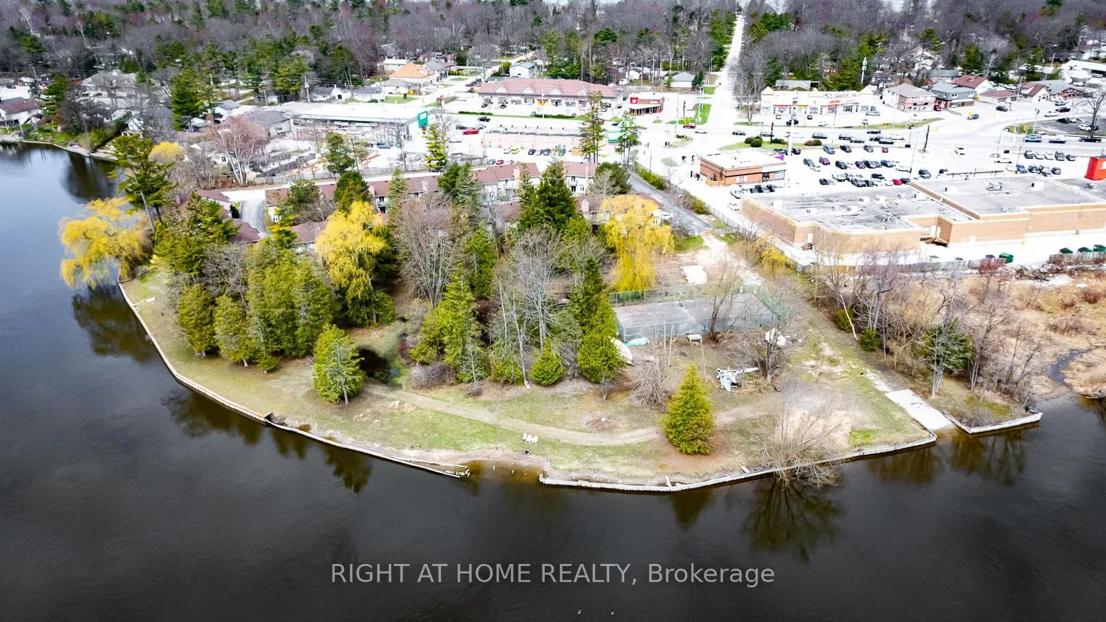 Photo 52 of Unit 17, 39 28th Street S, Wasaga Beach — HOMEH