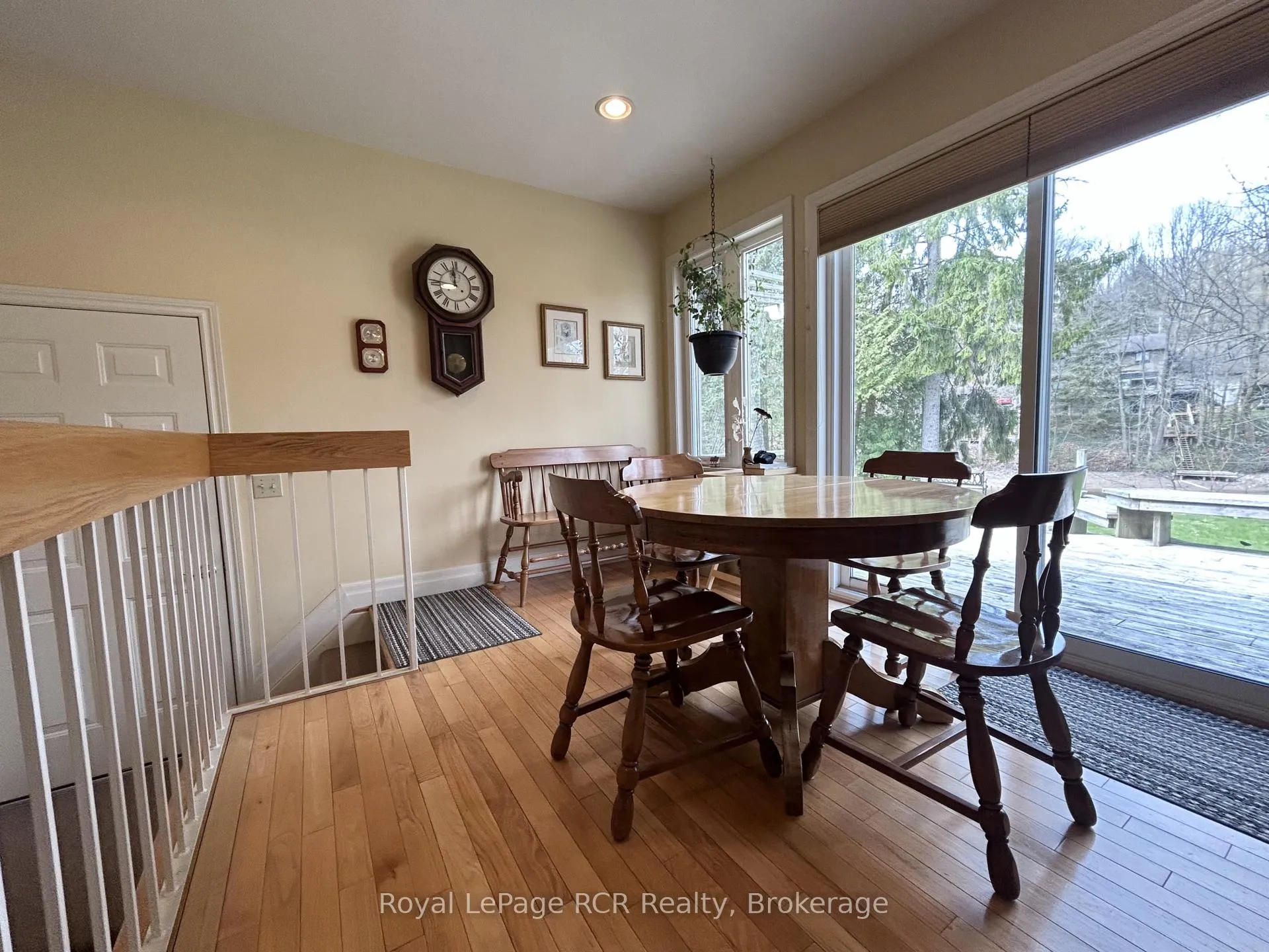 Photo 10 of 35 5th Street E, Owen Sound — HOMEH