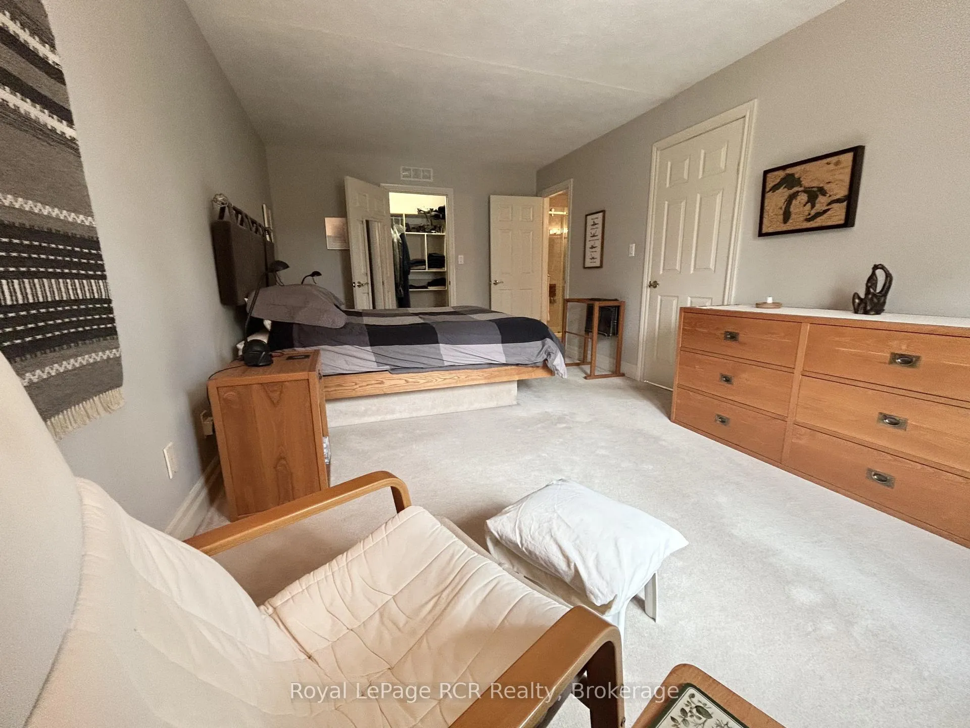 Photo 12 of 35 5th Street E, Owen Sound — HOMEH