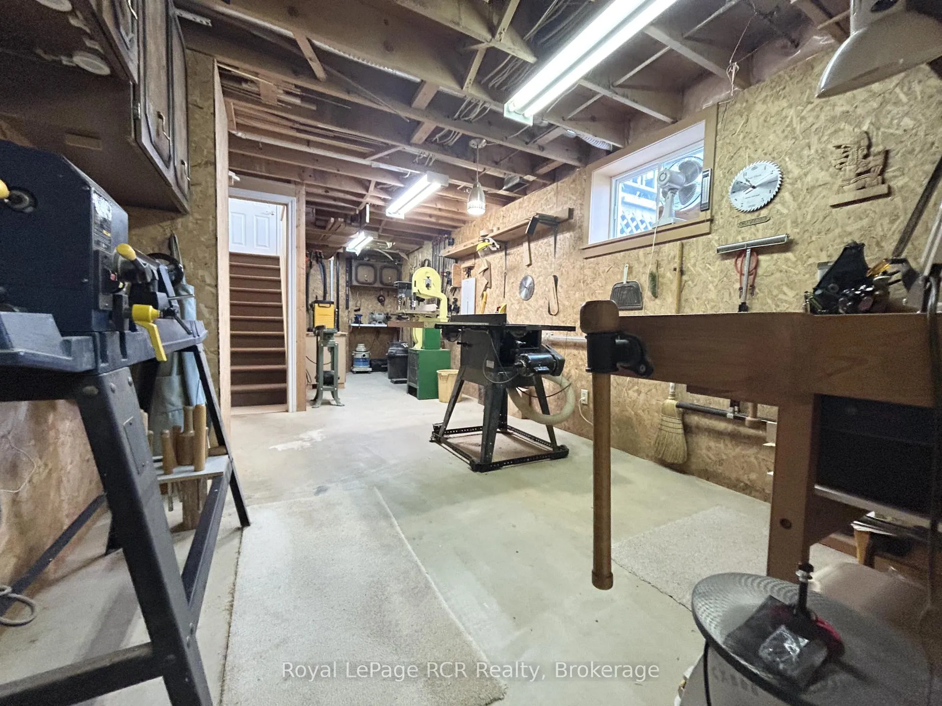 Photo 19 of 35 5th Street E, Owen Sound — HOMEH