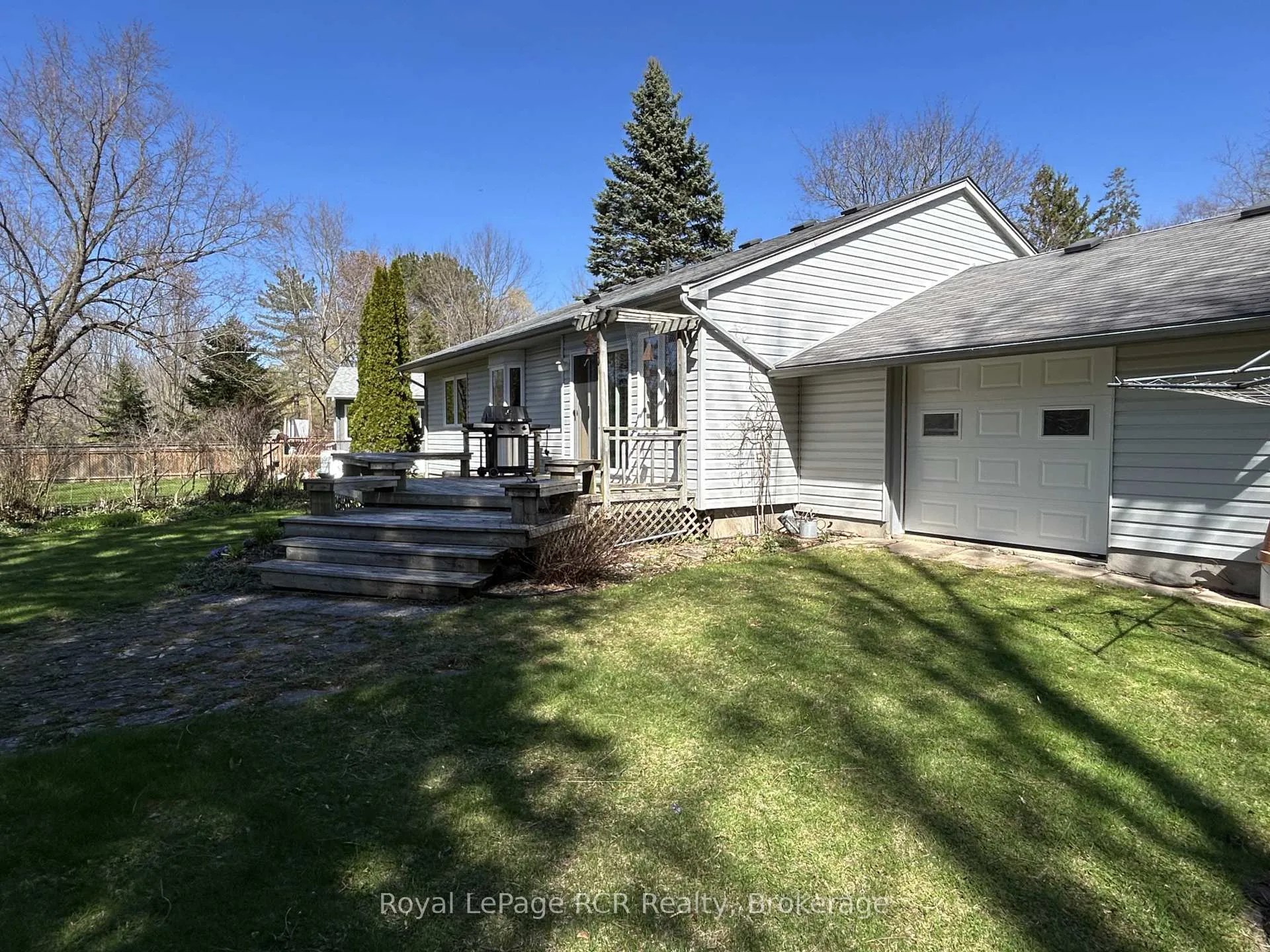 Photo 21 of 35 5th Street E, Owen Sound — HOMEH
