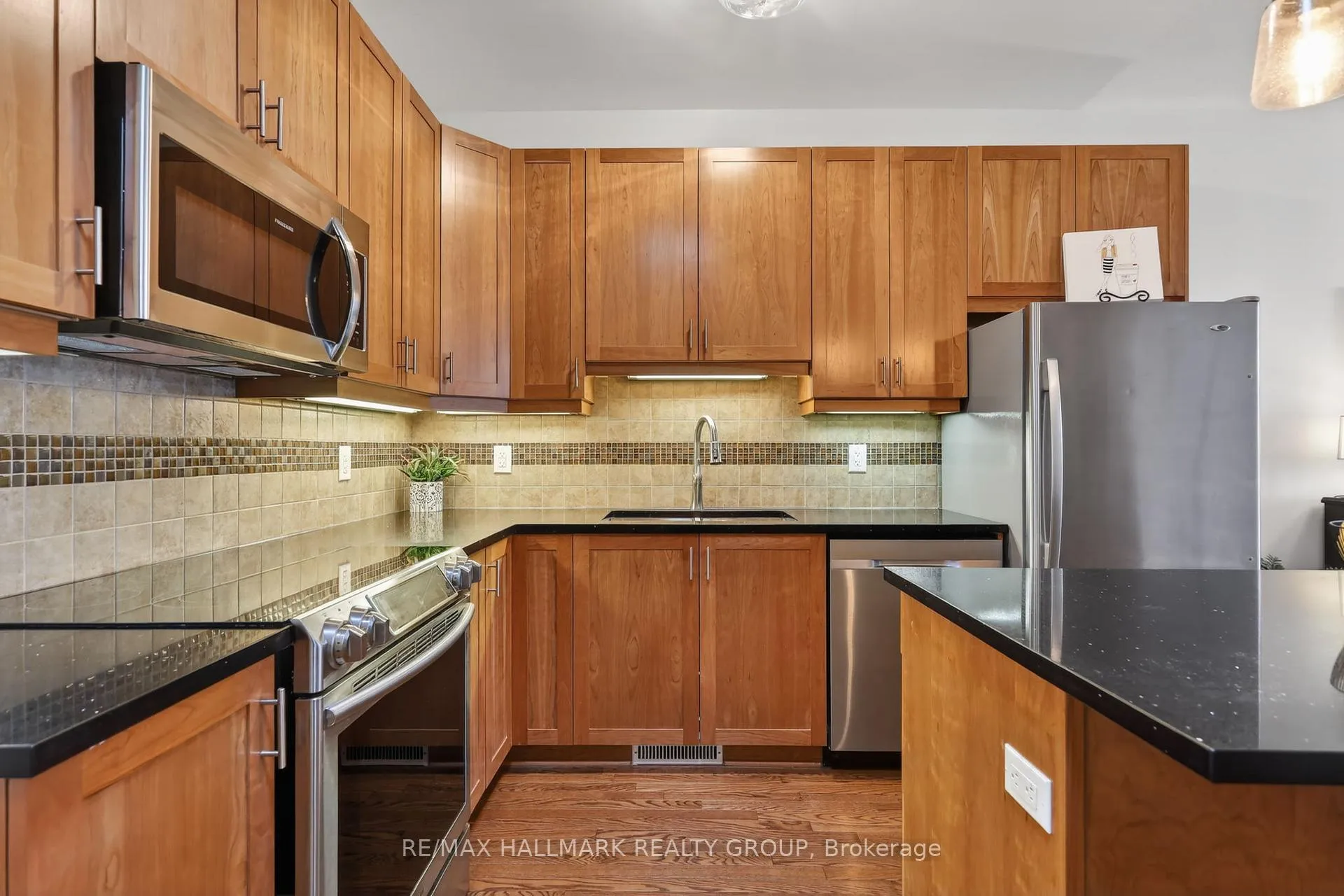 Photo 7 of 236 Bulrush Crescent, Ottawa, Blossom Park/Kemp Park/Findlay Creek — HOMEH