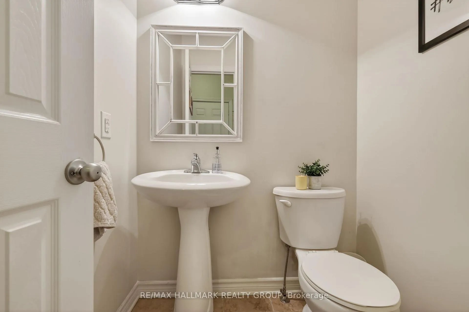 Photo 15 of 236 Bulrush Crescent, Ottawa, Blossom Park/Kemp Park/Findlay Creek — HOMEH