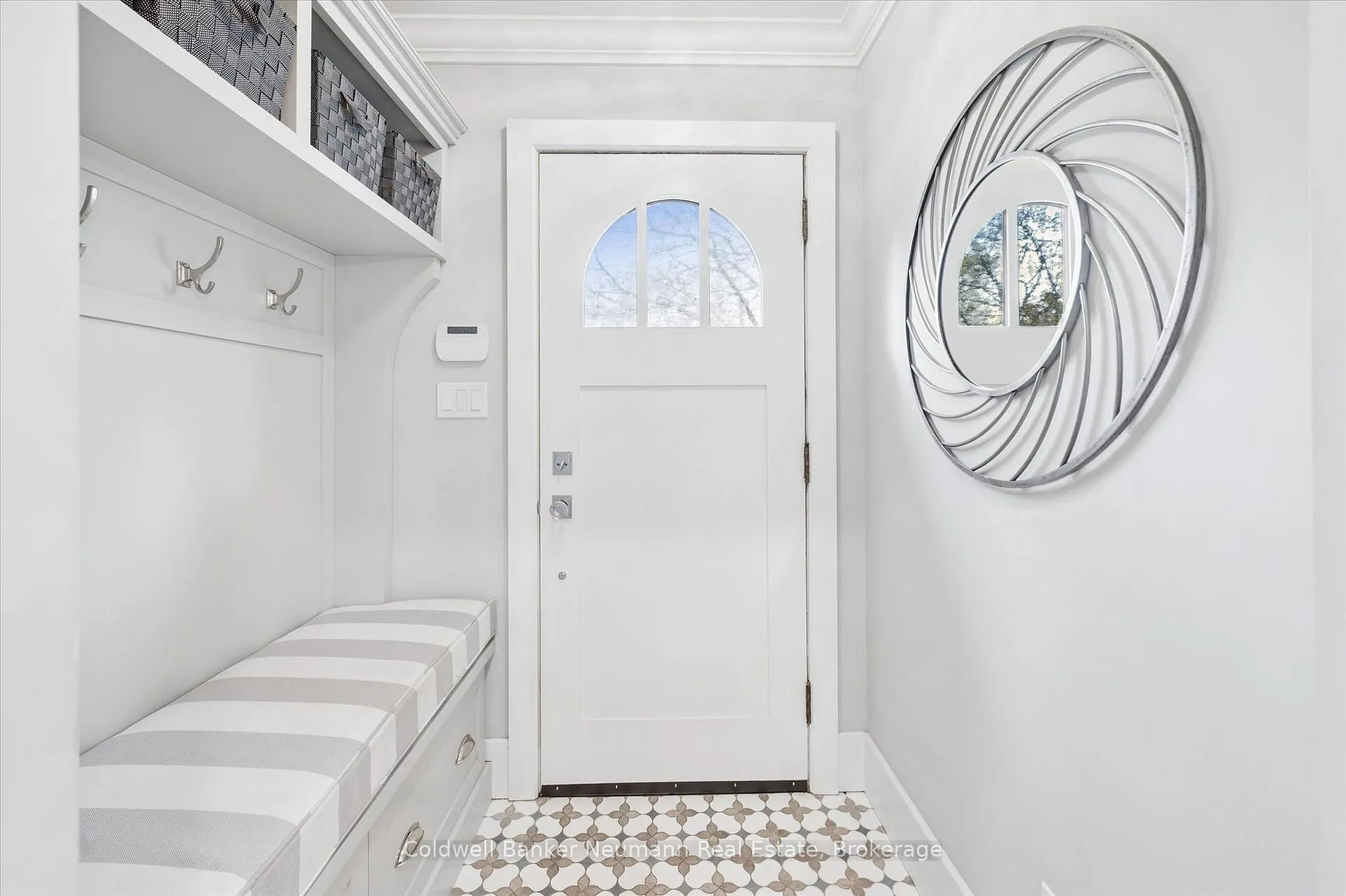 Photo 5 of 37 Parkholm Avenue, Guelph, St. George's — HOMEH