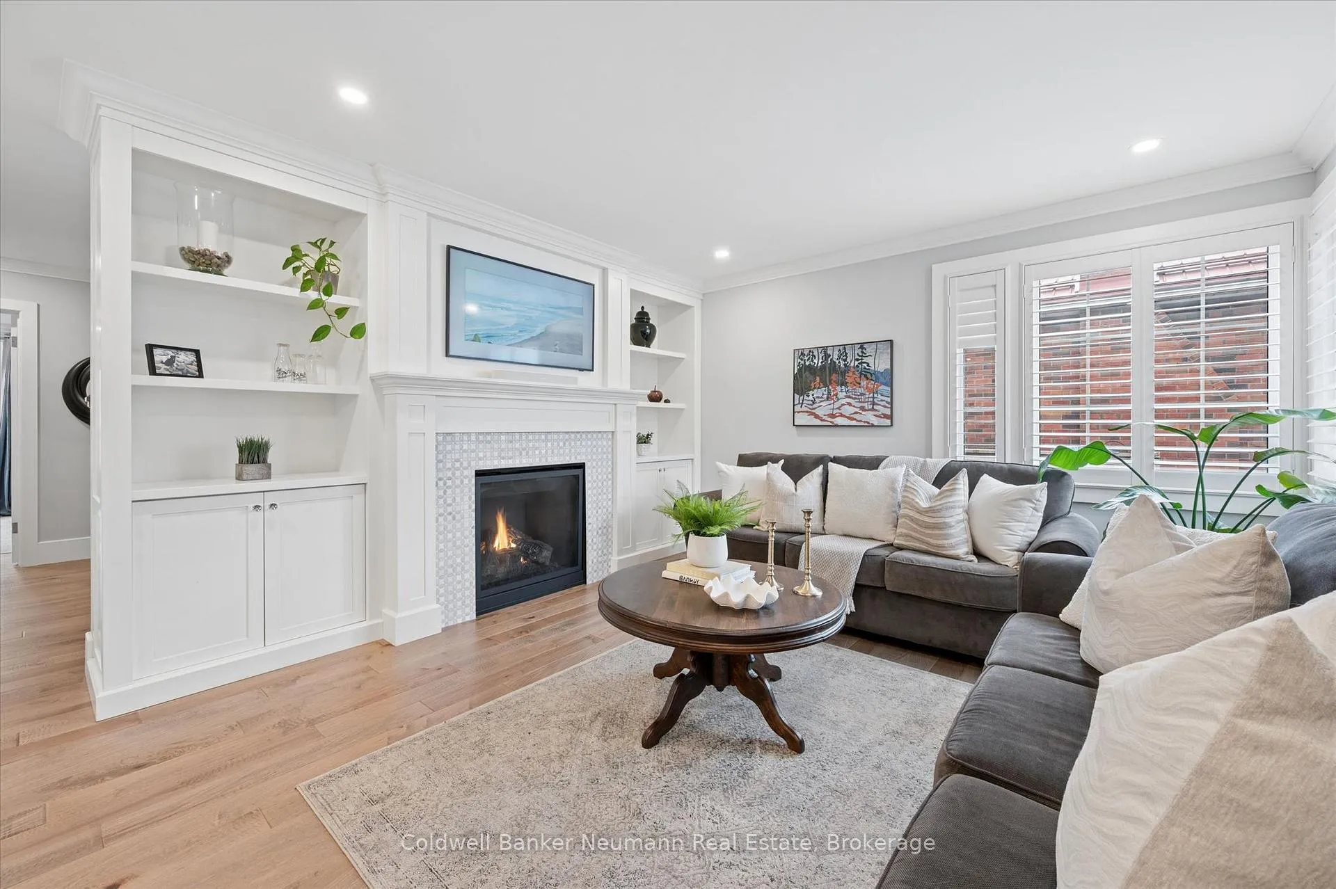 Photo 7 of 37 Parkholm Avenue, Guelph, St. George's — HOMEH