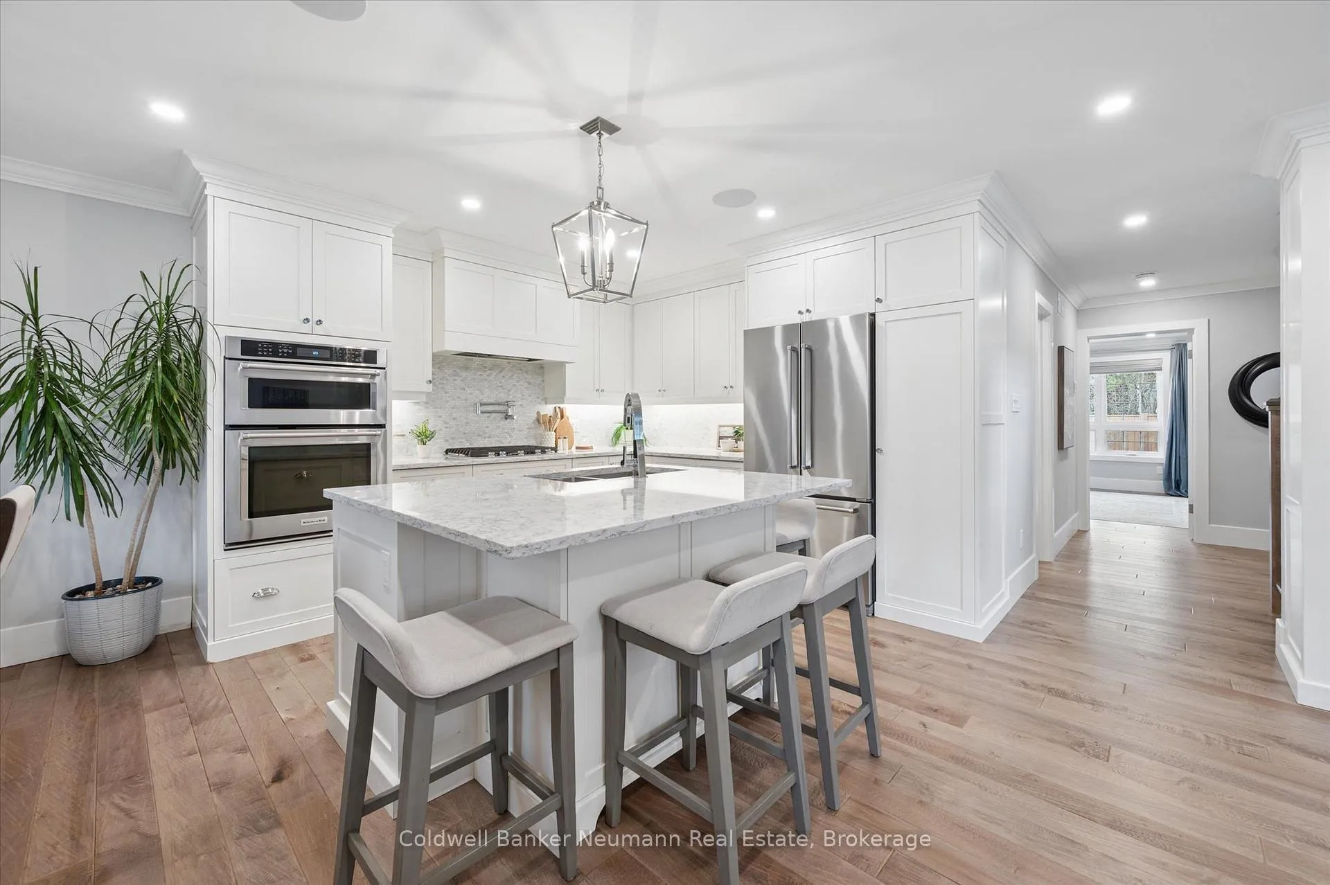 Photo 11 of 37 Parkholm Avenue, Guelph, St. George's — HOMEH