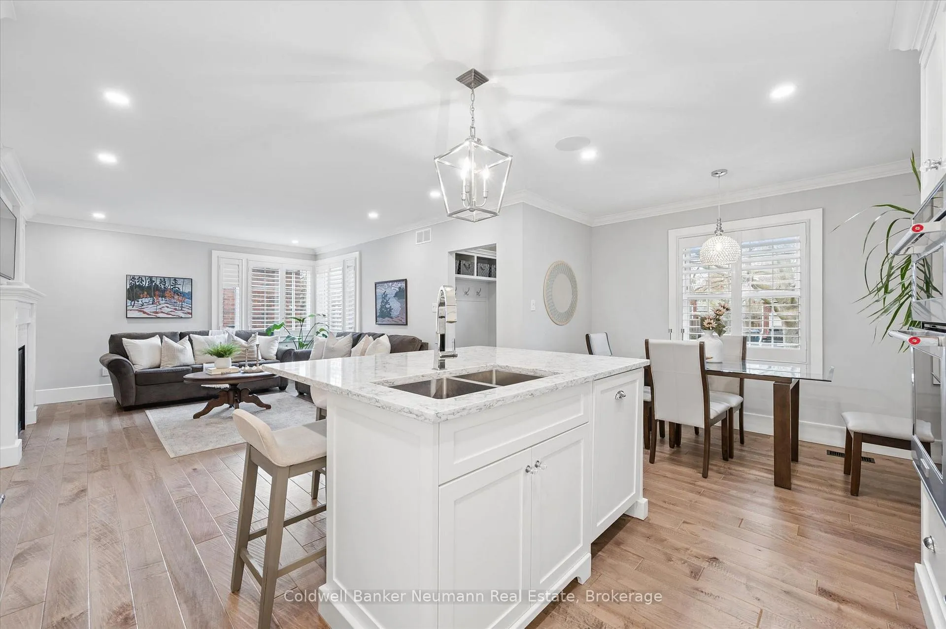 Photo 15 of 37 Parkholm Avenue, Guelph, St. George's — HOMEH