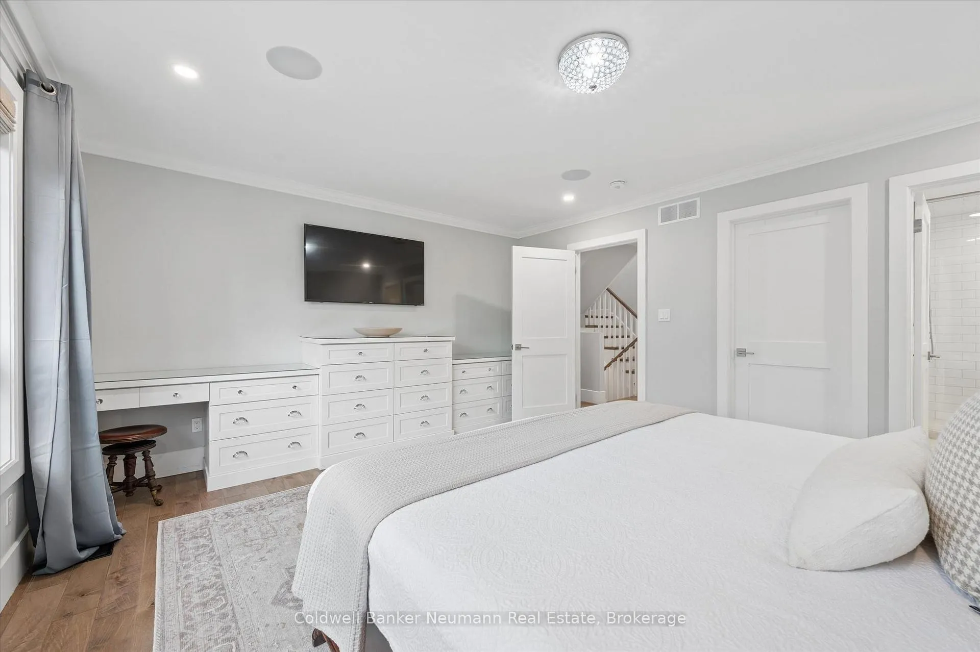 Photo 20 of 37 Parkholm Avenue, Guelph, St. George's — HOMEH