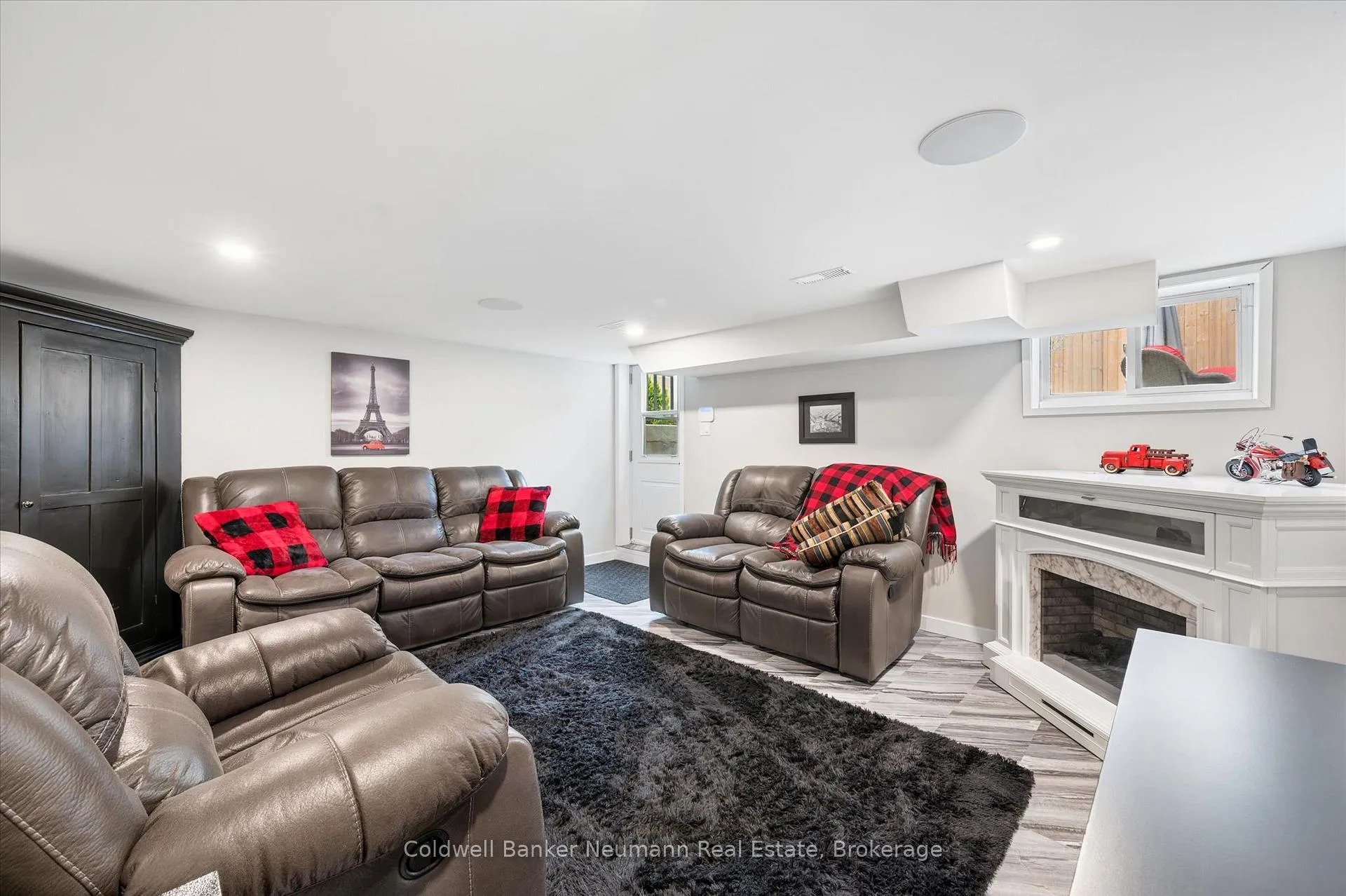 Photo 33 of 37 Parkholm Avenue, Guelph, St. George's — HOMEH