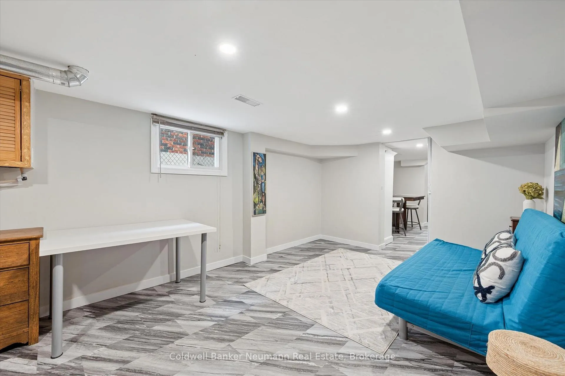 Photo 34 of 37 Parkholm Avenue, Guelph, St. George's — HOMEH