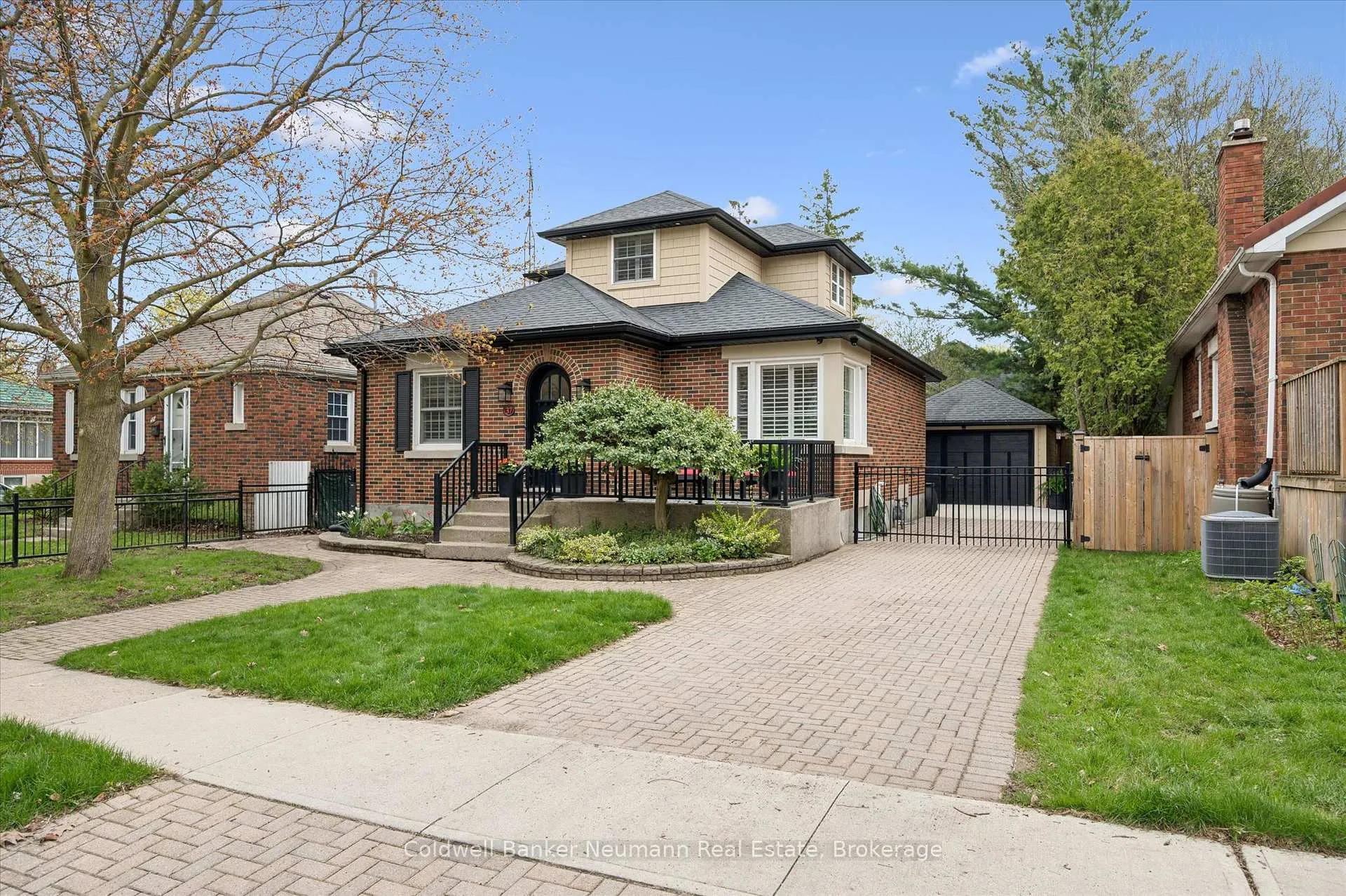 Photo 46 of 37 Parkholm Avenue, Guelph, St. George's — HOMEH