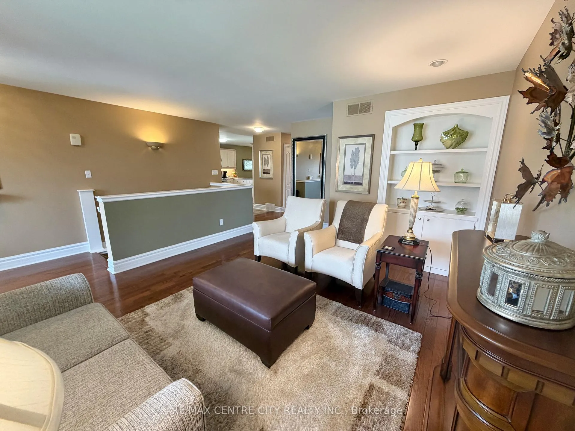 Photo 13 of 18 Redtail Court, St. Thomas — HOMEH