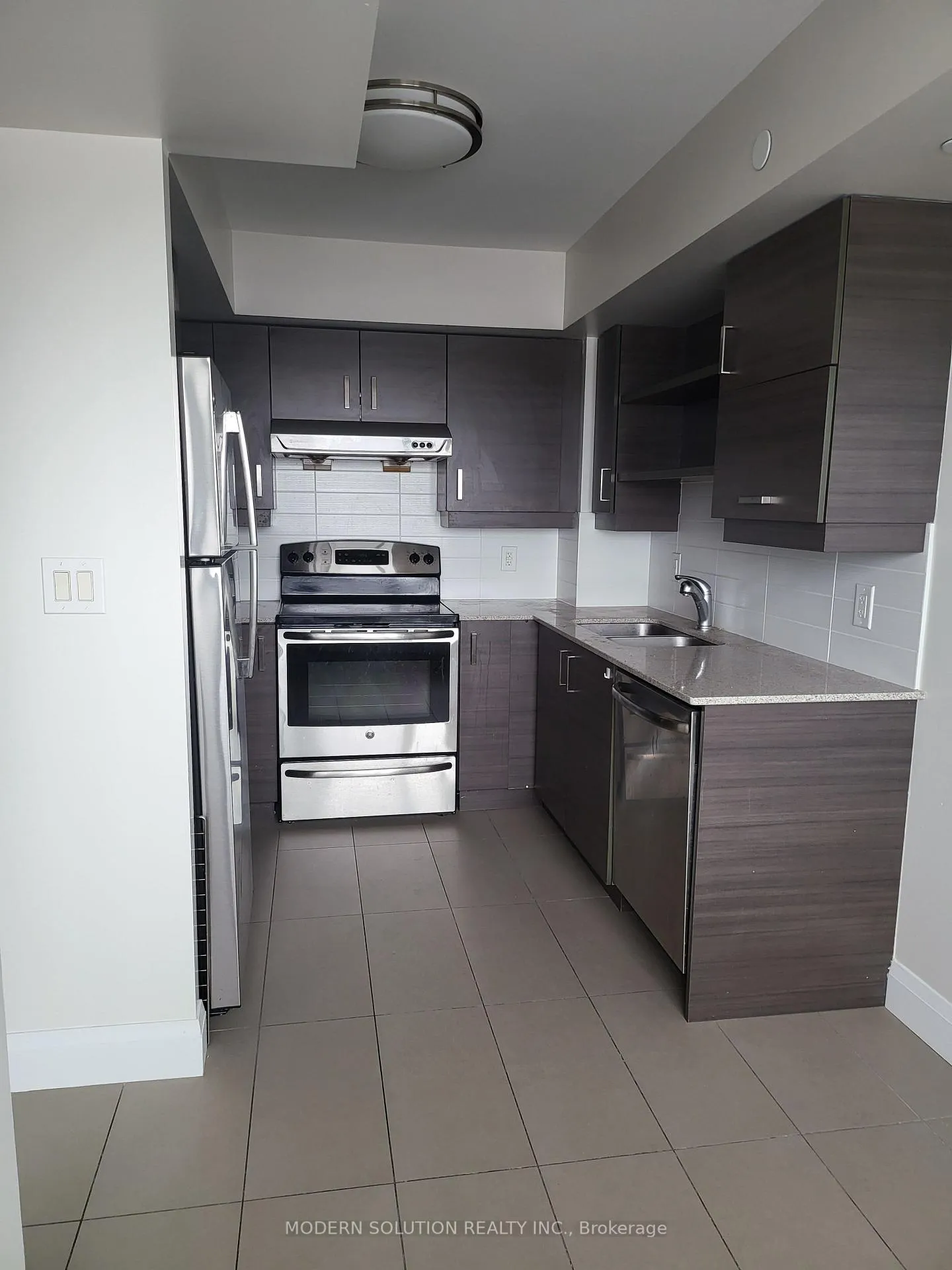 Photo 4 of Unit 718, 8200 Birchmount Road, Markham, Unionville — HOMEH
