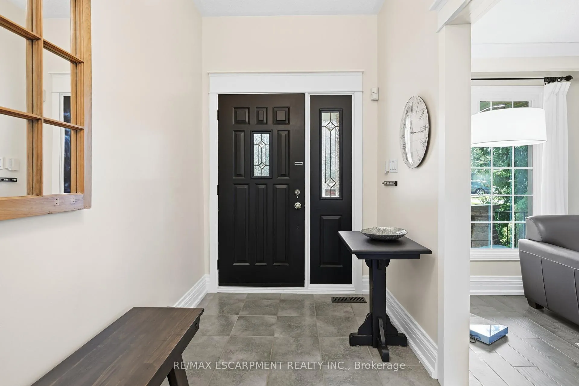 Photo 5 of 248 Applevale Court, Burlington, Shoreacres — HOMEH