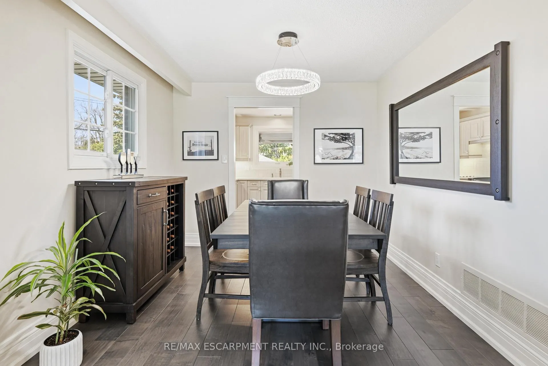 Photo 10 of 248 Applevale Court, Burlington, Shoreacres — HOMEH