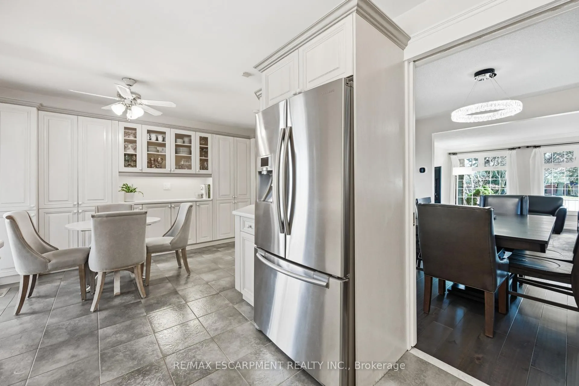 Photo 15 of 248 Applevale Court, Burlington, Shoreacres — HOMEH