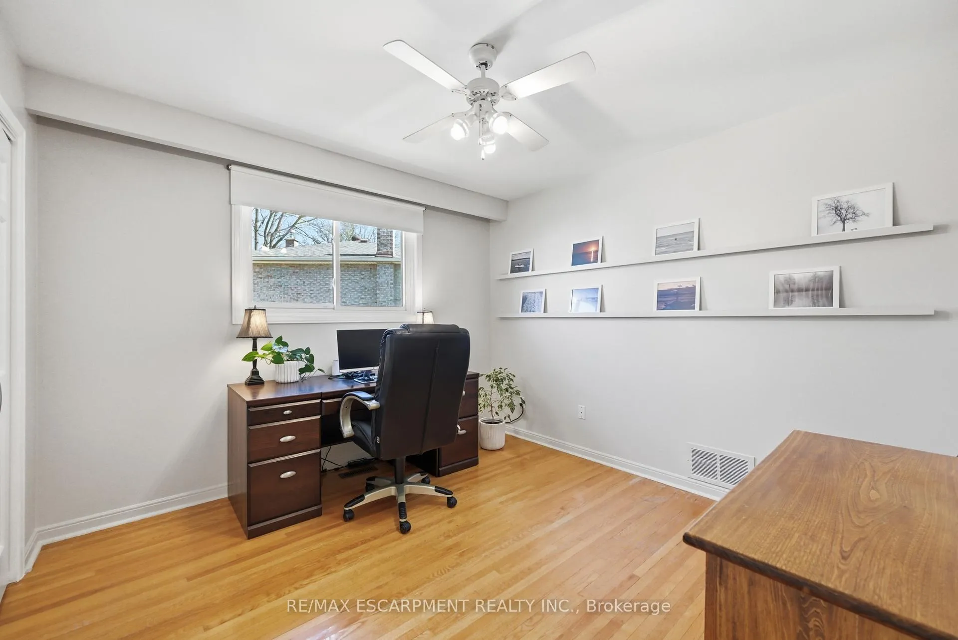 Photo 20 of 248 Applevale Court, Burlington, Shoreacres — HOMEH