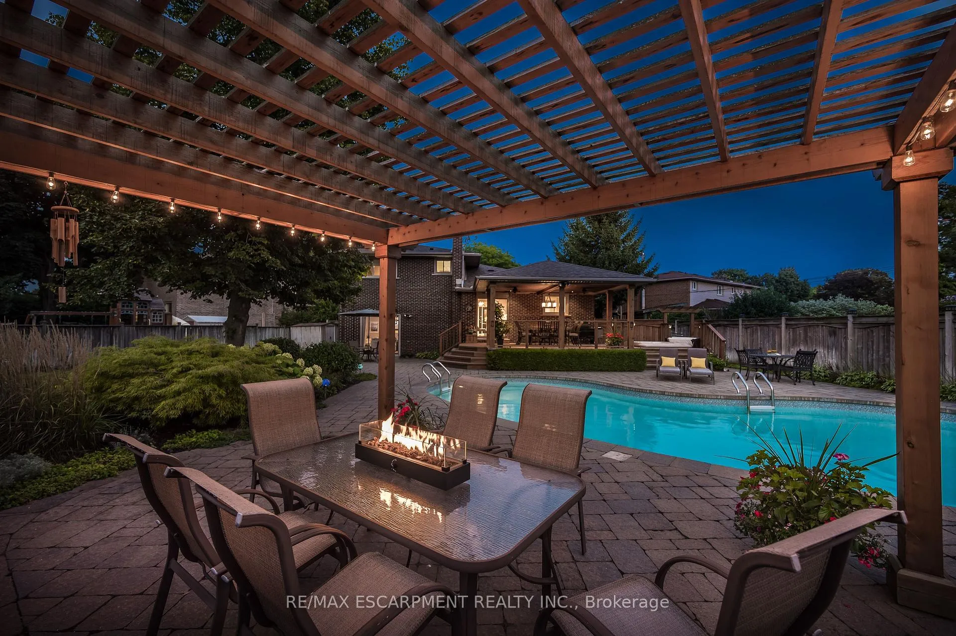 Photo 46 of 248 Applevale Court, Burlington, Shoreacres — HOMEH