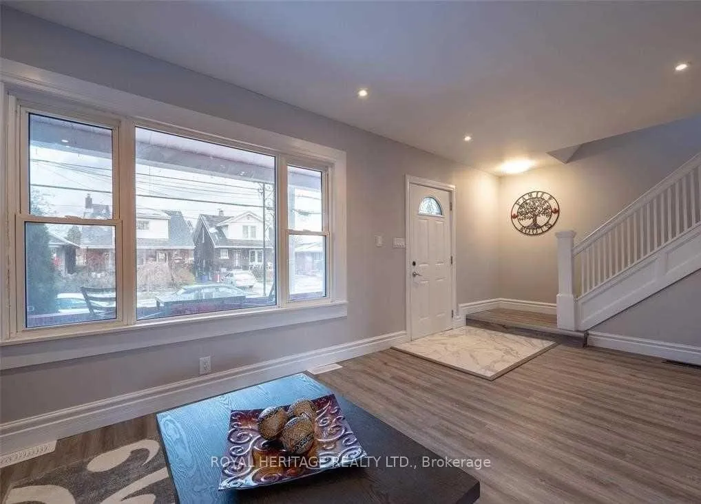 Photo 3 of 1165 Elm Avenue, Windsor — HOMEH