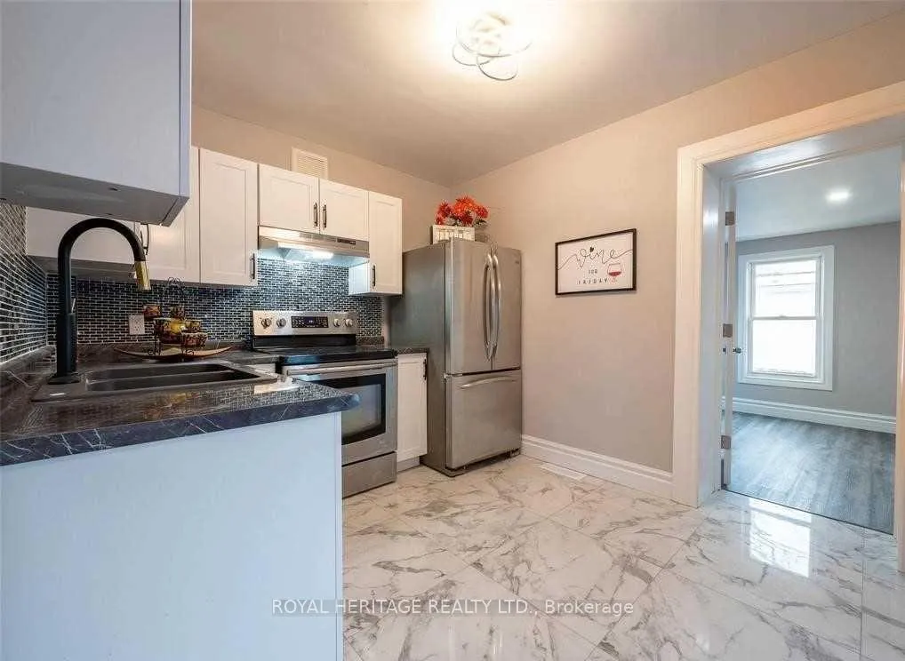 Photo 13 of 1165 Elm Avenue, Windsor — HOMEH