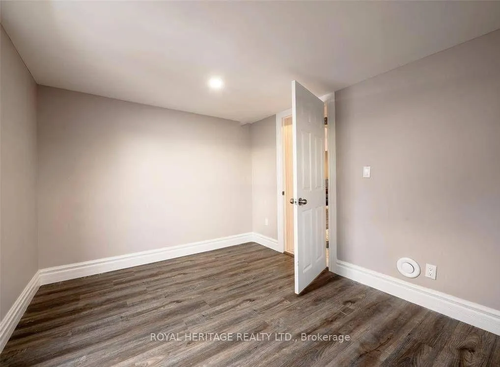 Photo 14 of 1165 Elm Avenue, Windsor — HOMEH