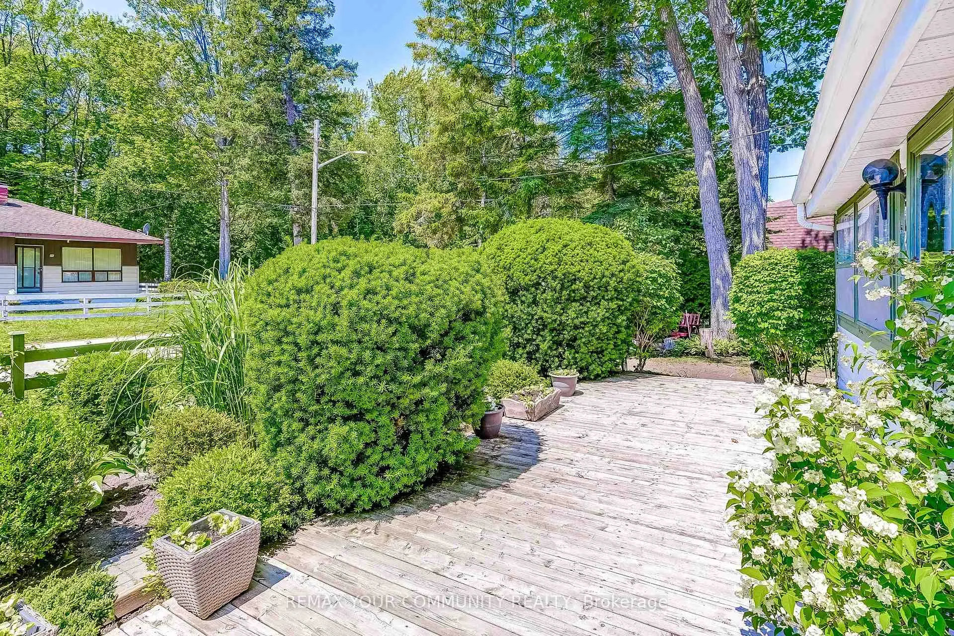 Photo 12 of 45 30TH Street, Wasaga Beach — HOMEH