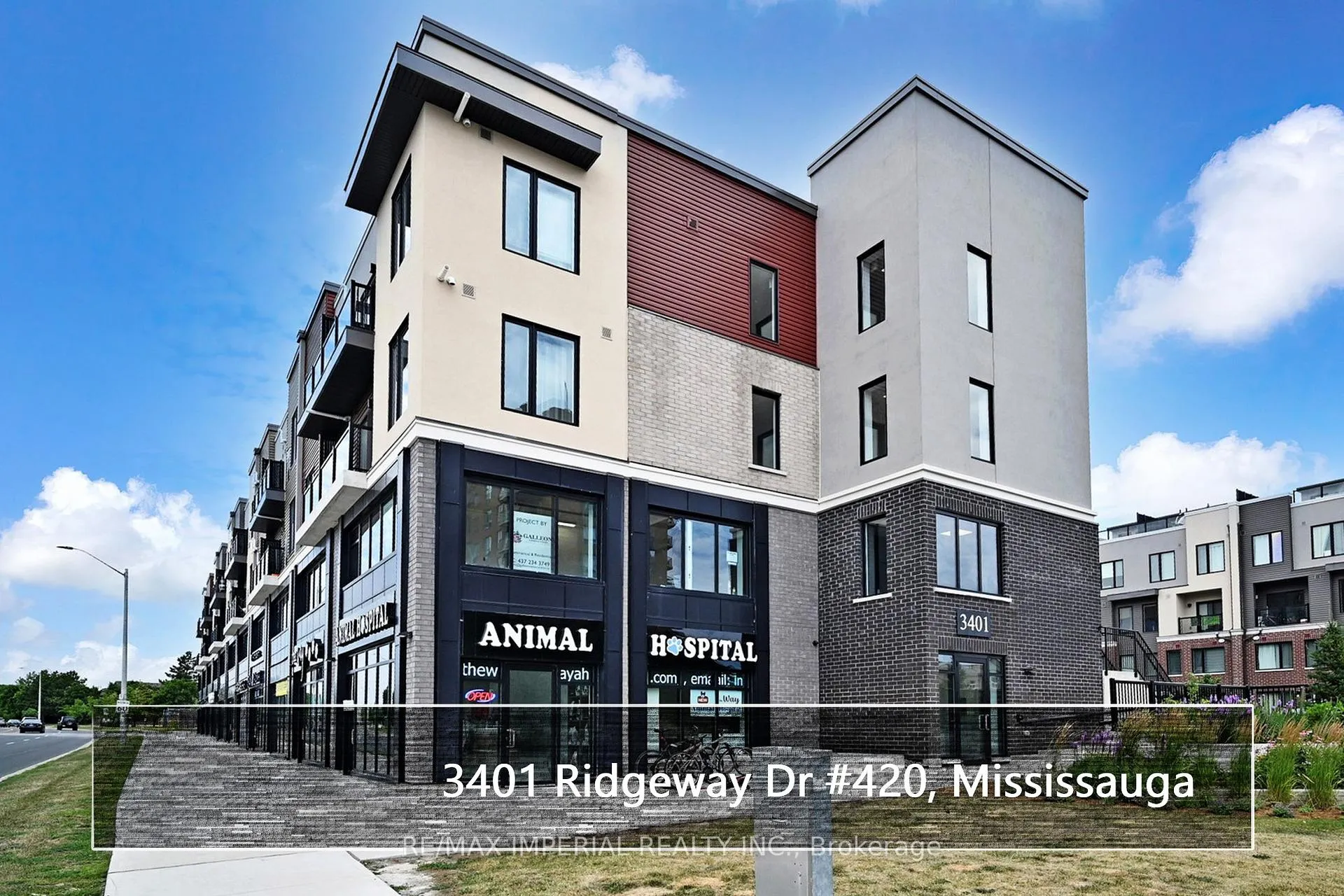 Front of Unit 420, 3401 Ridgeway Drive W