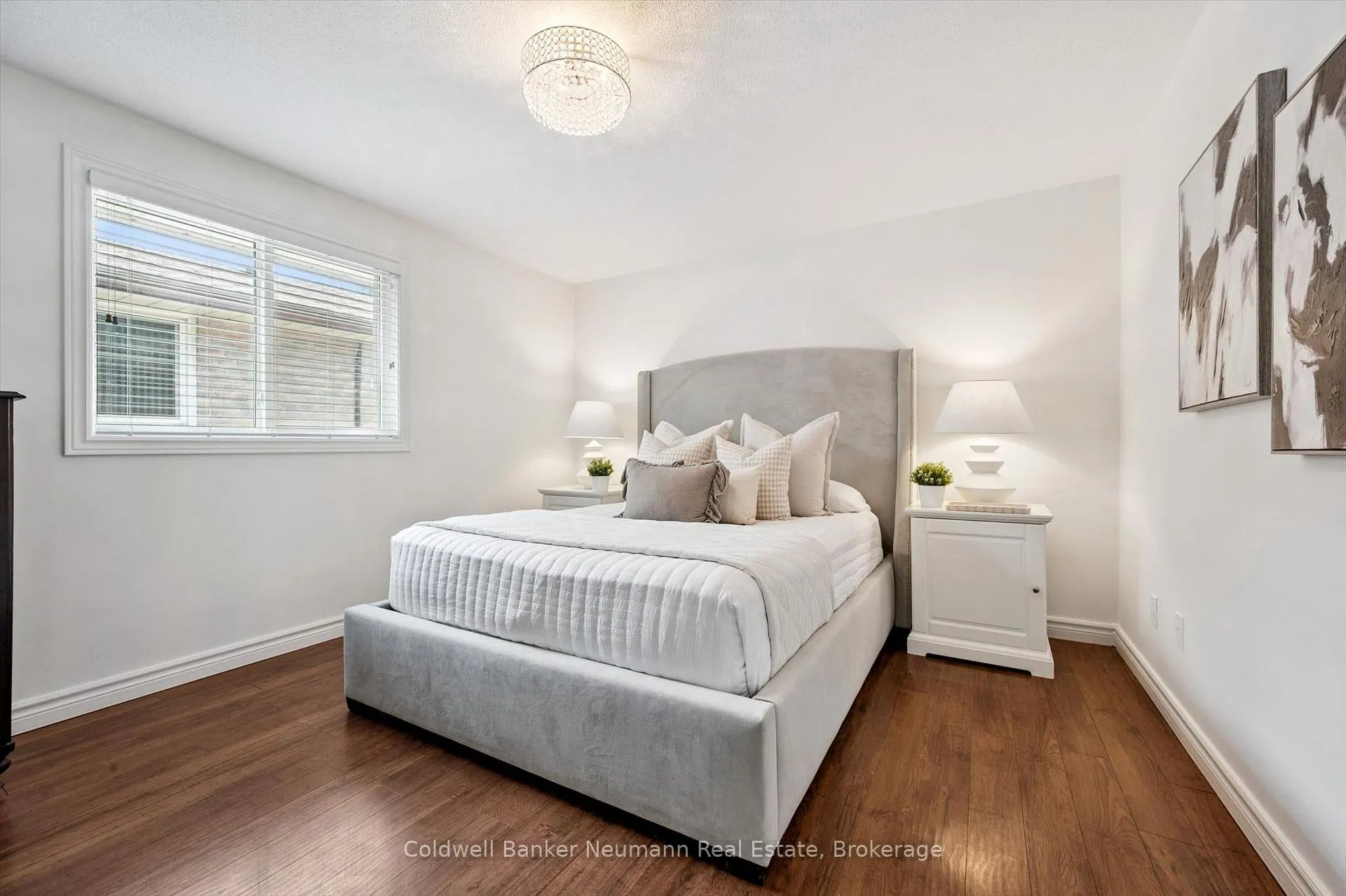 Photo 12 of 47 Springdale Boulevard, Guelph, Willow West/Sugarbush/West Acres — HOMEH