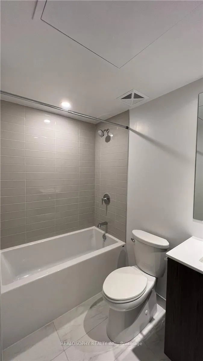 Photo 5 of Unit 825, 50 Power Street, Toronto, Moss Park — HOMEH