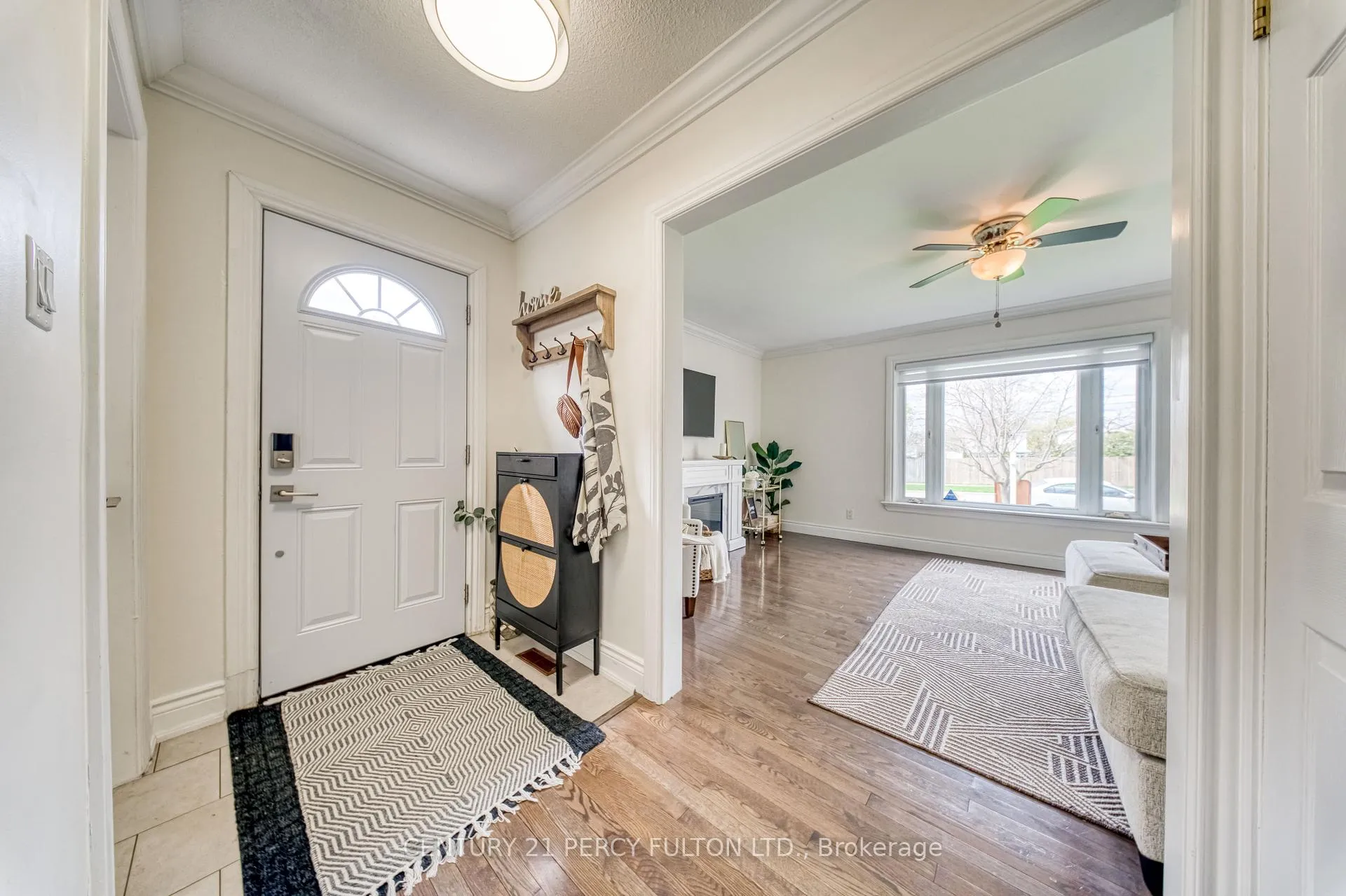 Photo 3 of 140 Martin Road, Clarington, Bowmanville — HOMEH