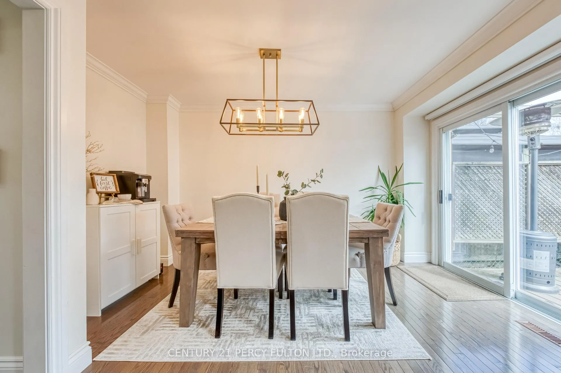 Photo 7 of 140 Martin Road, Clarington, Bowmanville — HOMEH
