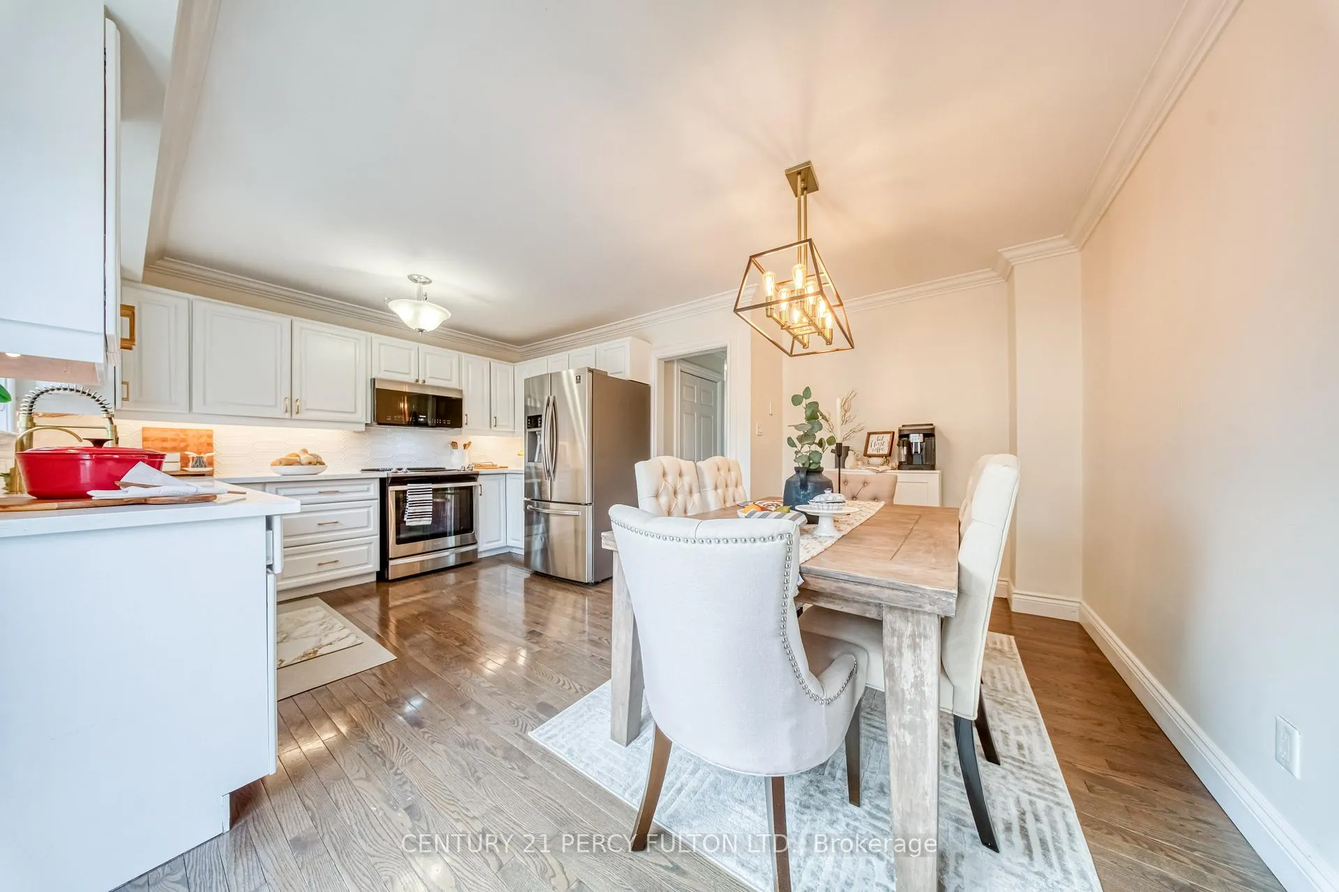 Photo 8 of 140 Martin Road, Clarington, Bowmanville — HOMEH
