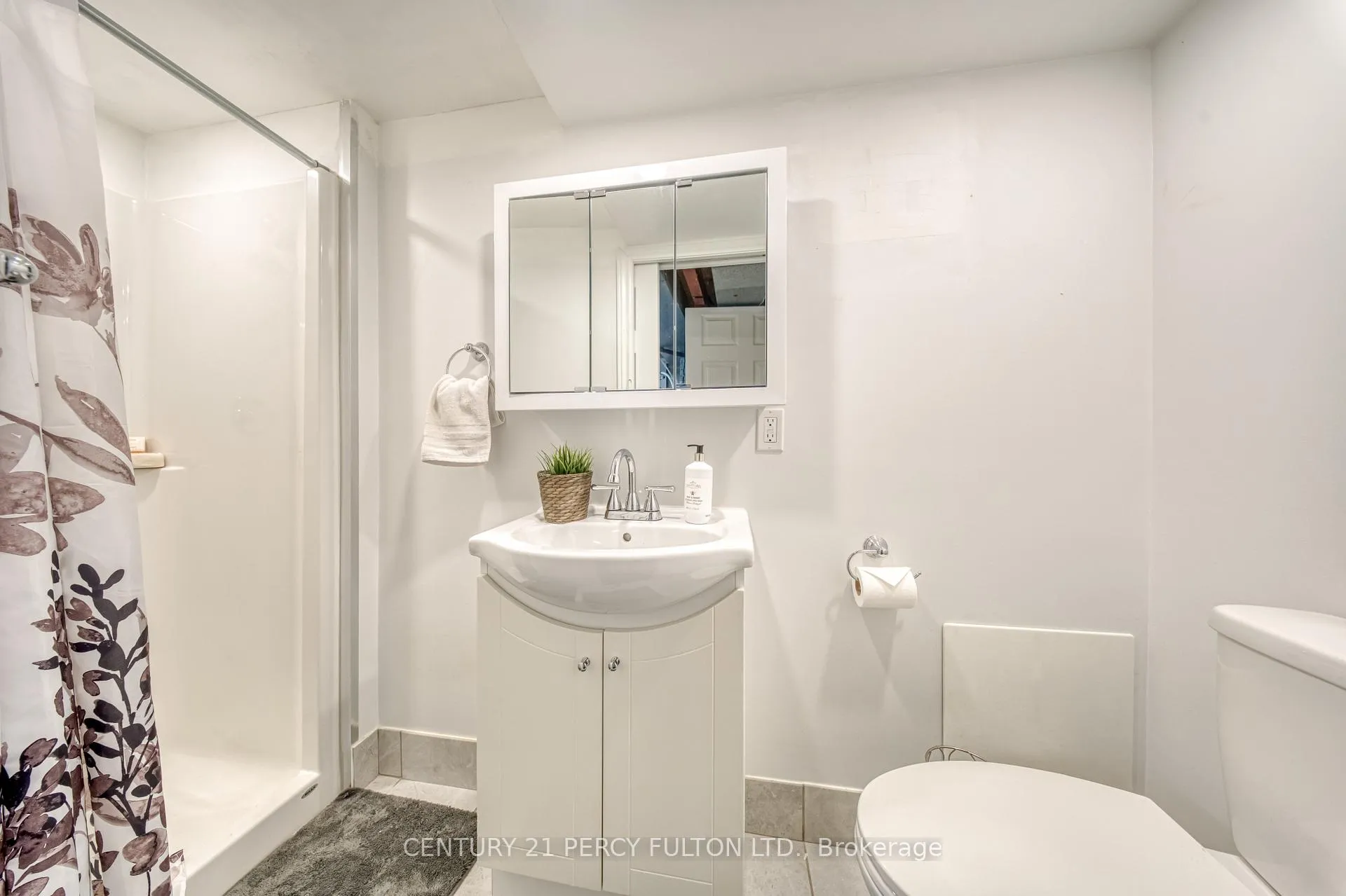 Photo 25 of 140 Martin Road, Clarington, Bowmanville — HOMEH