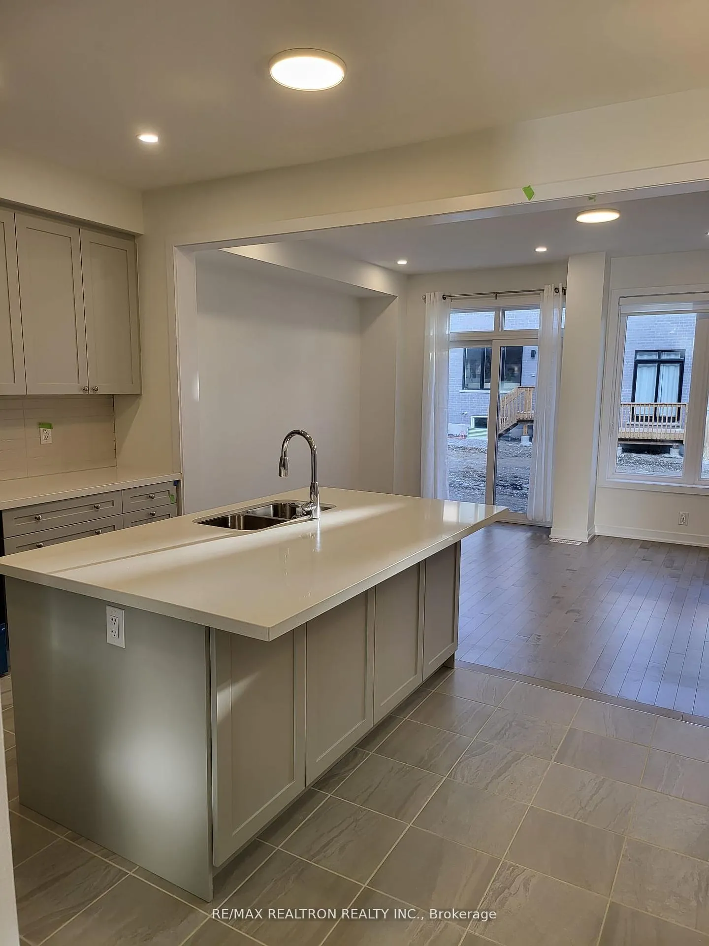 Photo 2 of 61 Freeman Williams Street, Markham, Angus Glen — HOMEH