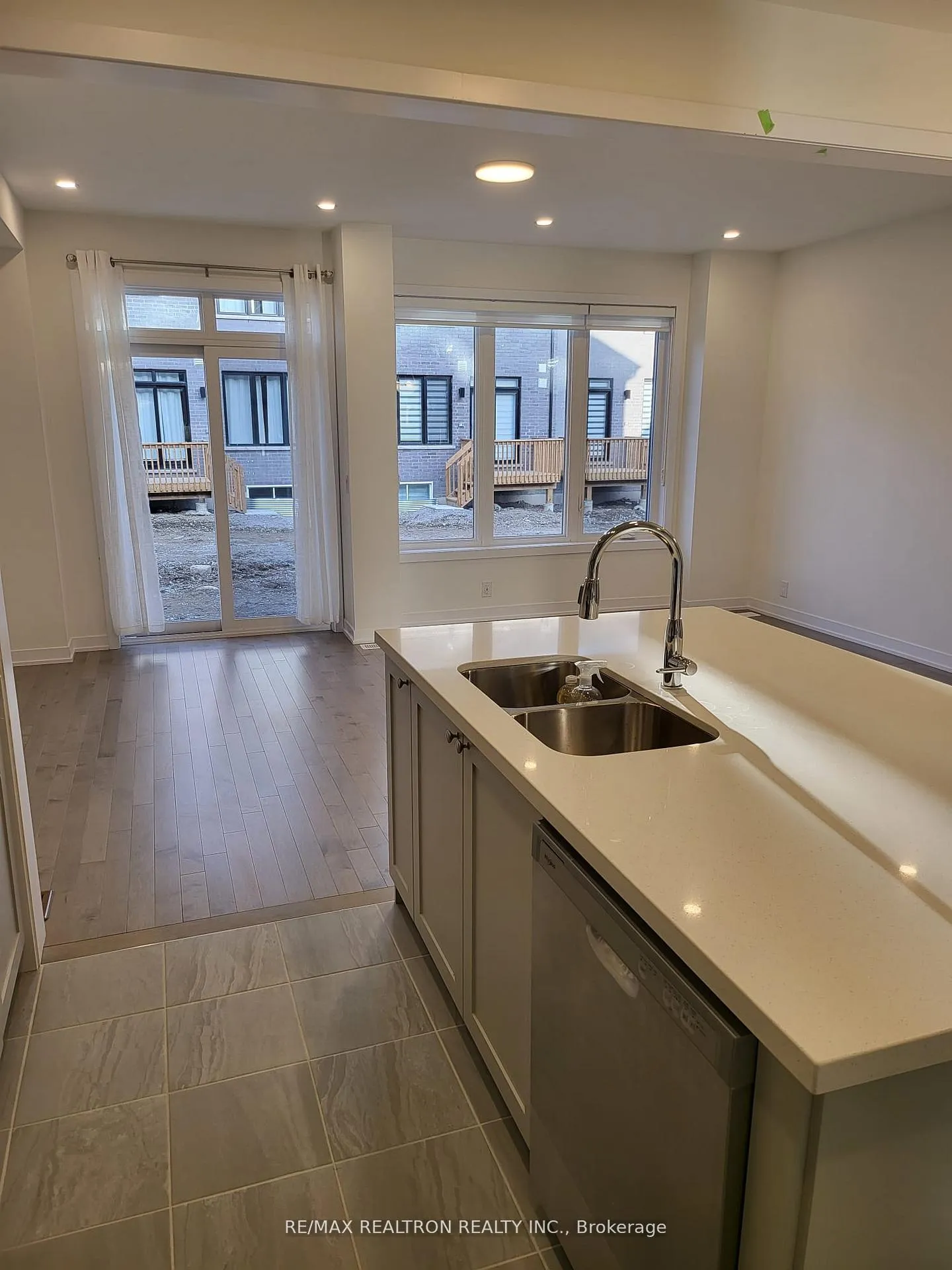Photo 3 of 61 Freeman Williams Street, Markham, Angus Glen — HOMEH