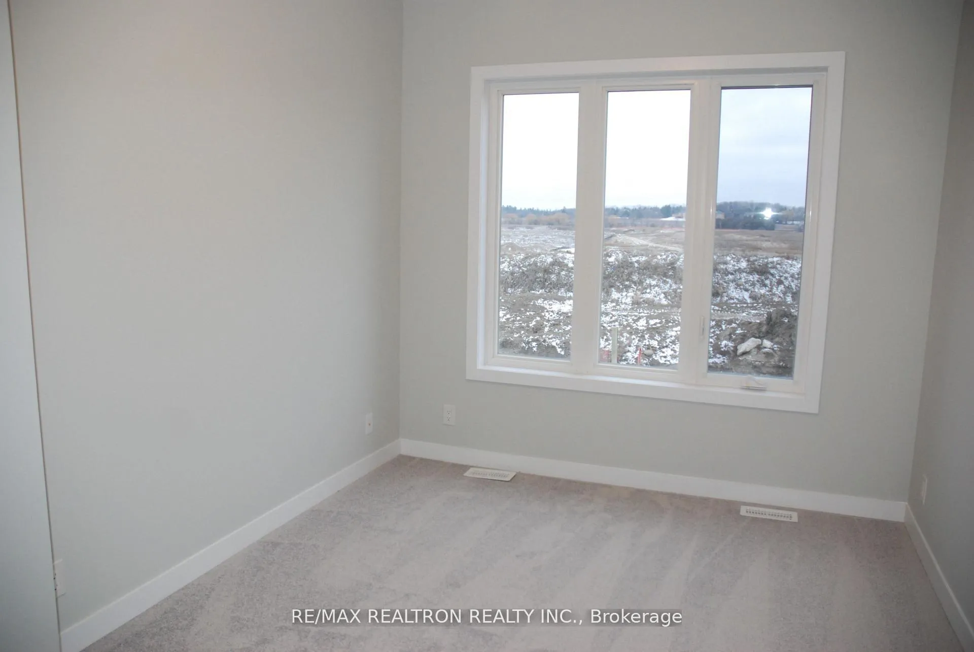 Photo 14 of 61 Freeman Williams Street, Markham, Angus Glen — HOMEH