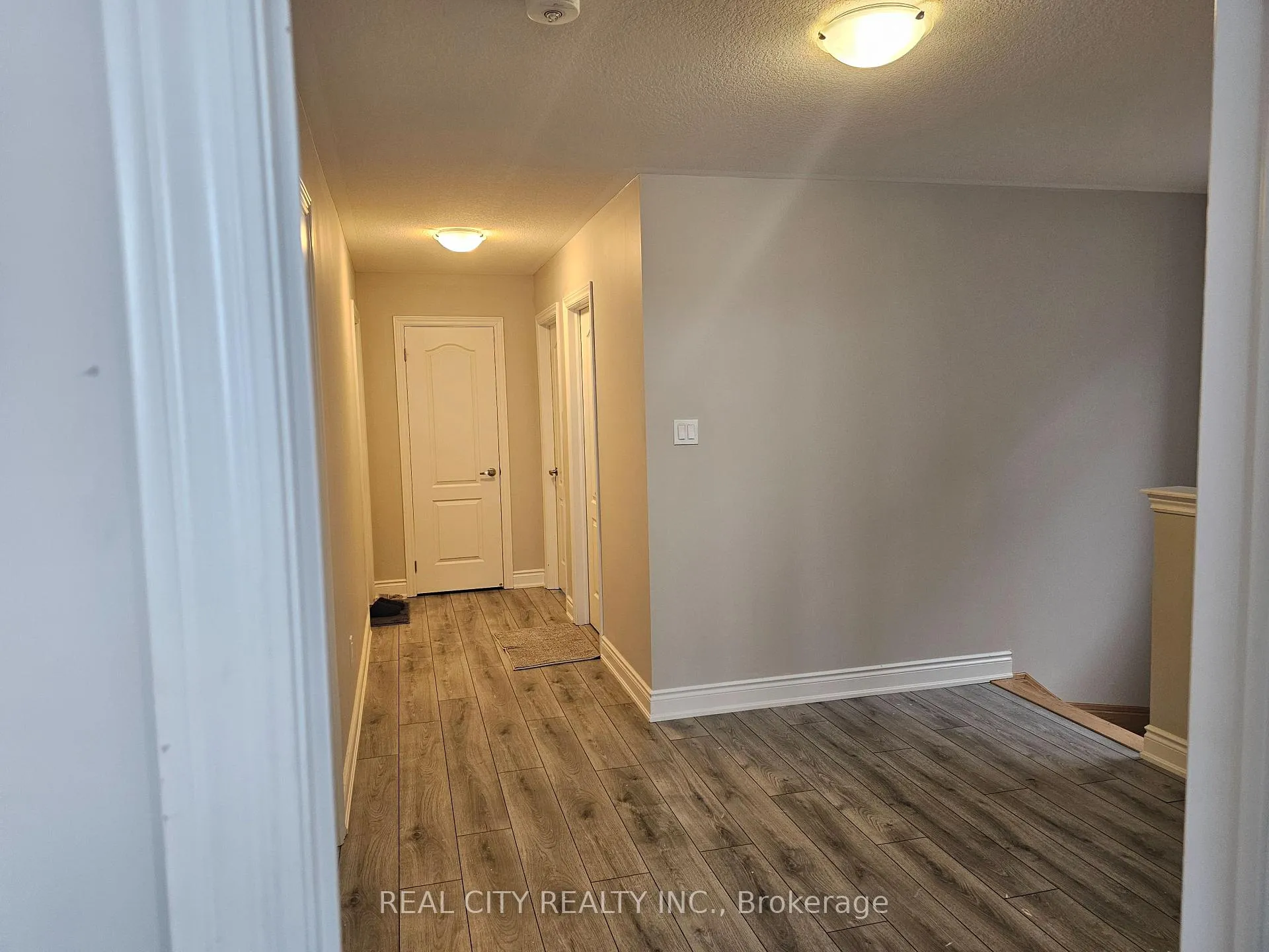 Photo 12 of 132 Sunset Way, Thorold, Rolling Meadows — HOMEH