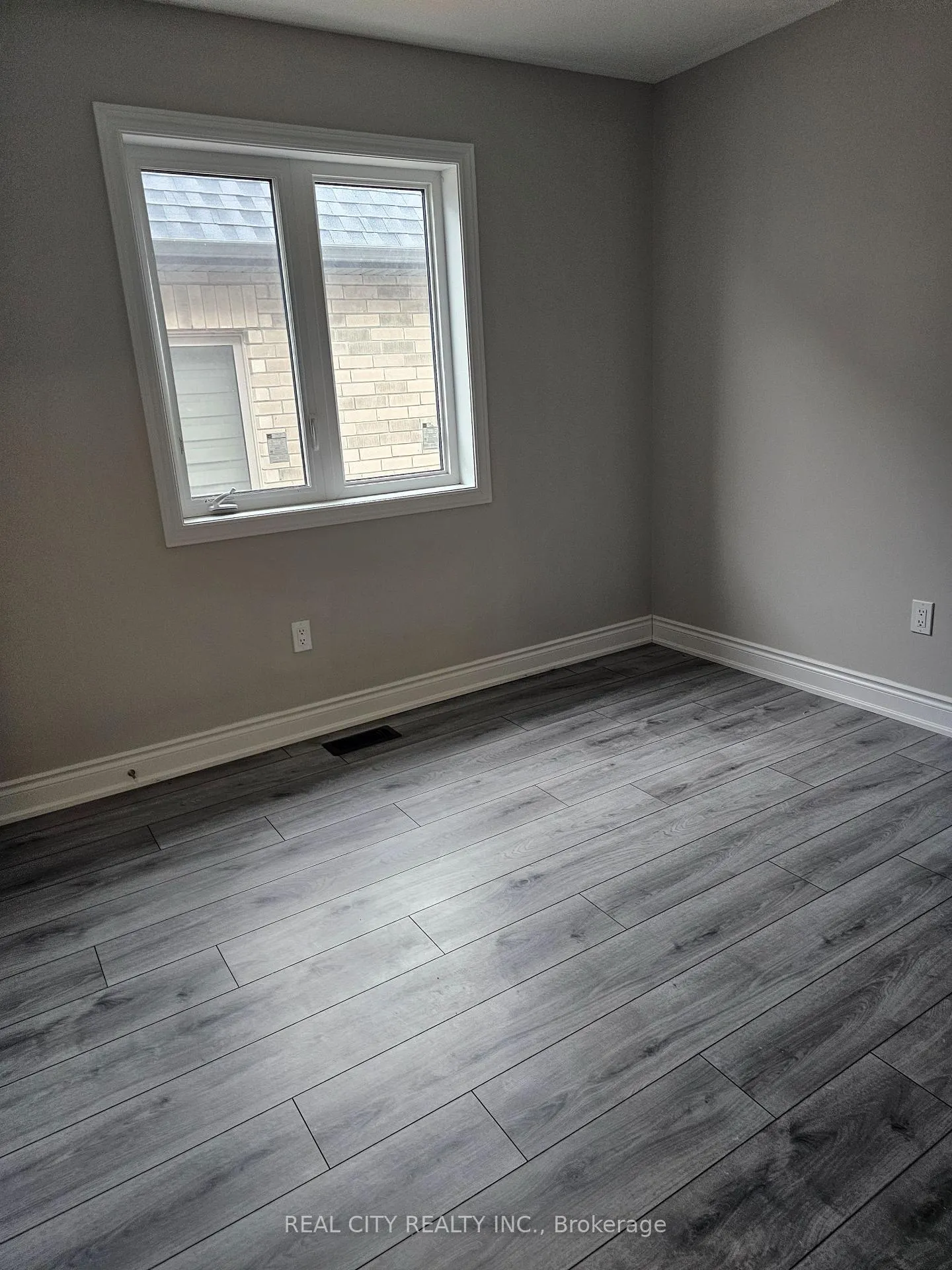 Photo 15 of 132 Sunset Way, Thorold, Rolling Meadows — HOMEH