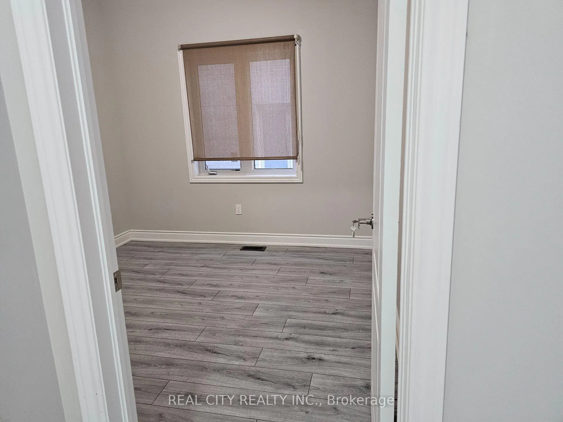 Photo 21 of 132 Sunset Way, Thorold, Rolling Meadows — HOMEH