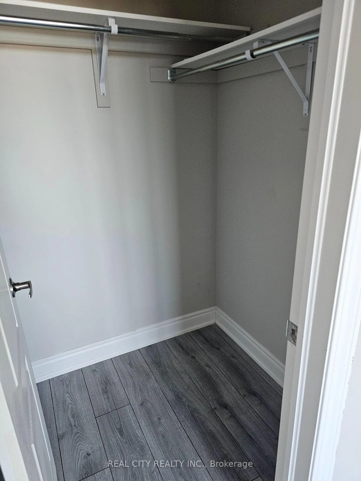 Photo 22 of 132 Sunset Way, Thorold, Rolling Meadows — HOMEH