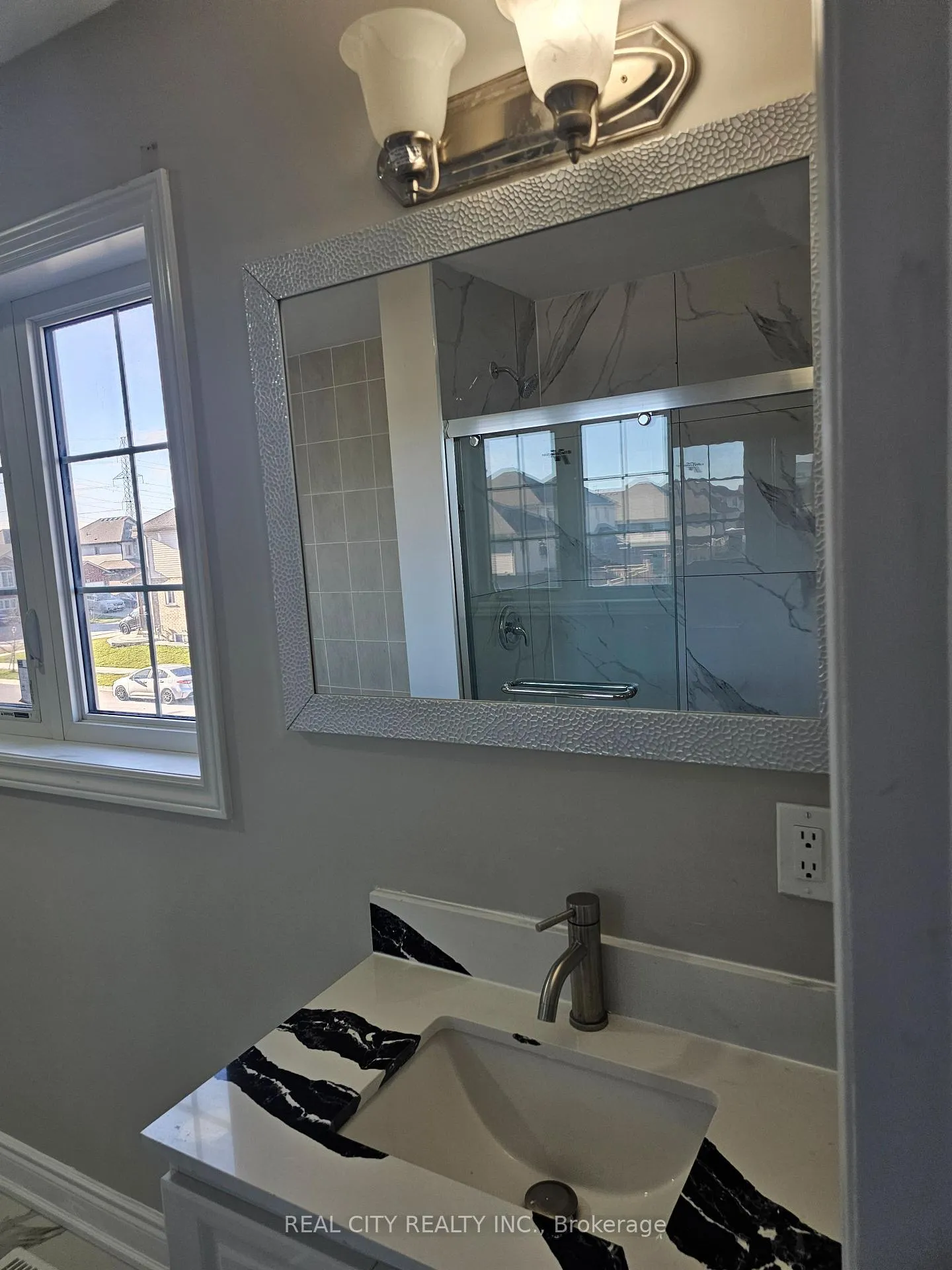 Photo 24 of 132 Sunset Way, Thorold, Rolling Meadows — HOMEH