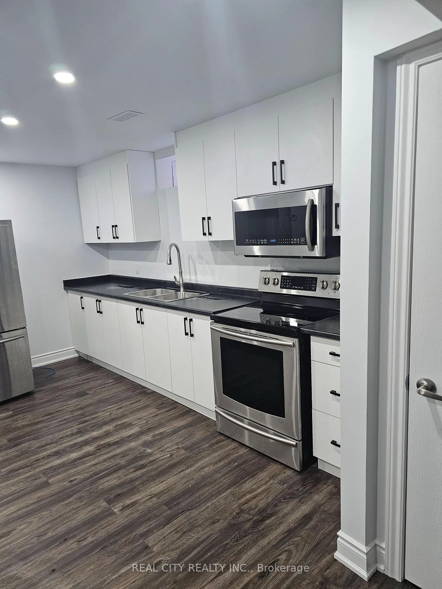Photo 40 of 132 Sunset Way, Thorold, Rolling Meadows — HOMEH
