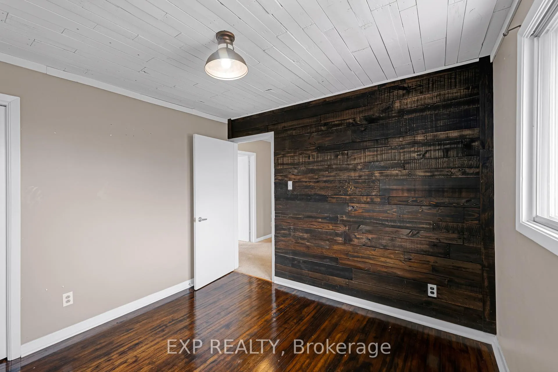 Photo 19 of 11 Bellevue Crescent, Barrie, City Centre — HOMEH