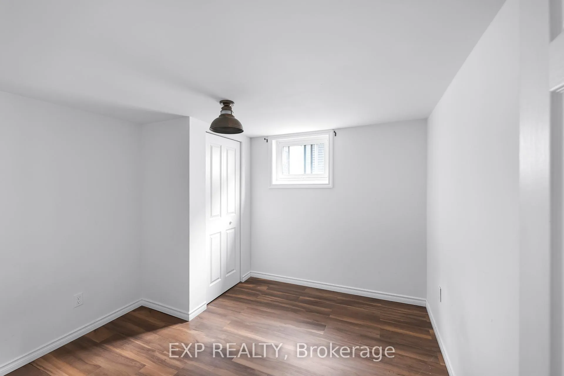 Photo 28 of 11 Bellevue Crescent, Barrie, City Centre — HOMEH