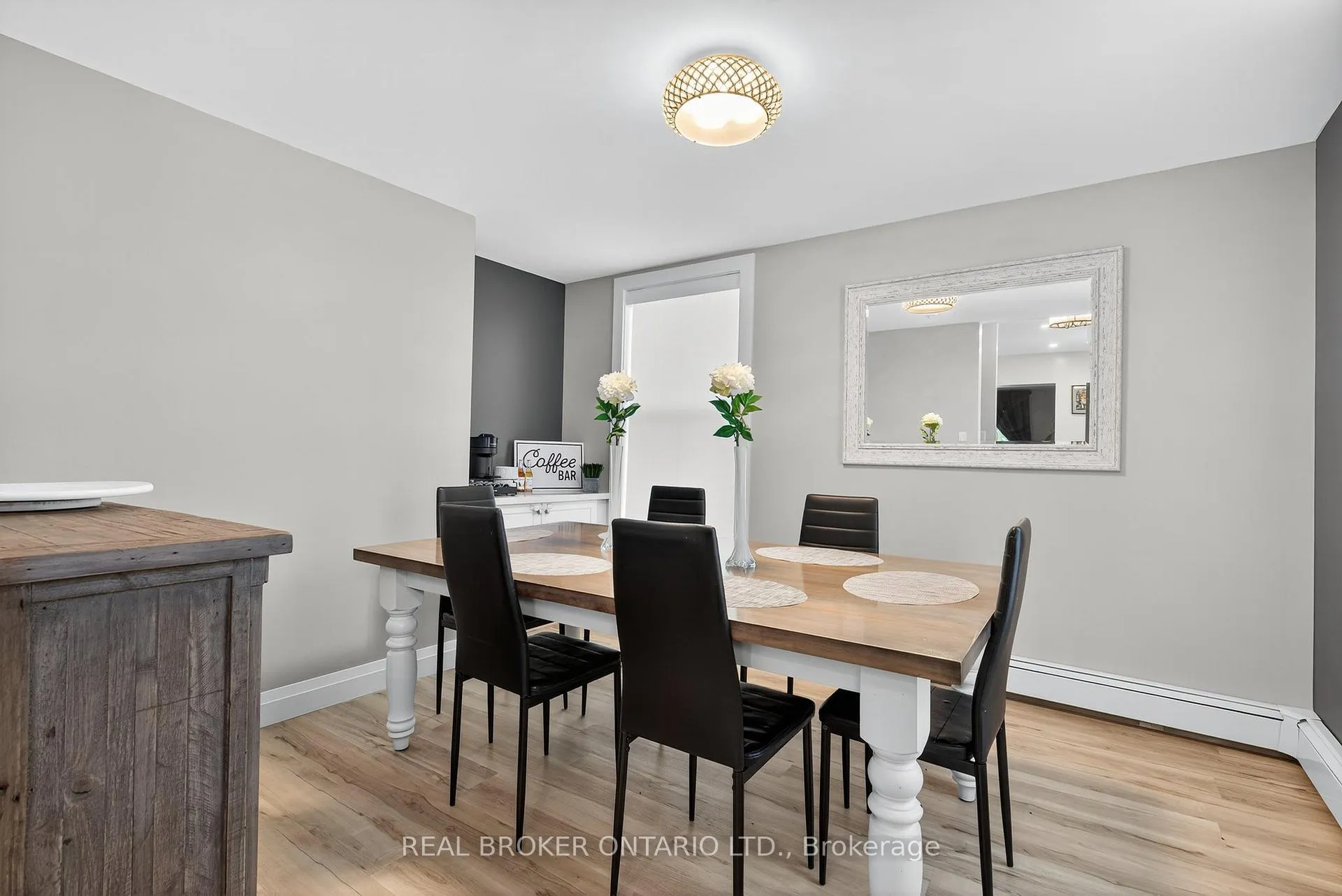 Photo 10 of 151 Atherley Road, Orillia — HOMEH