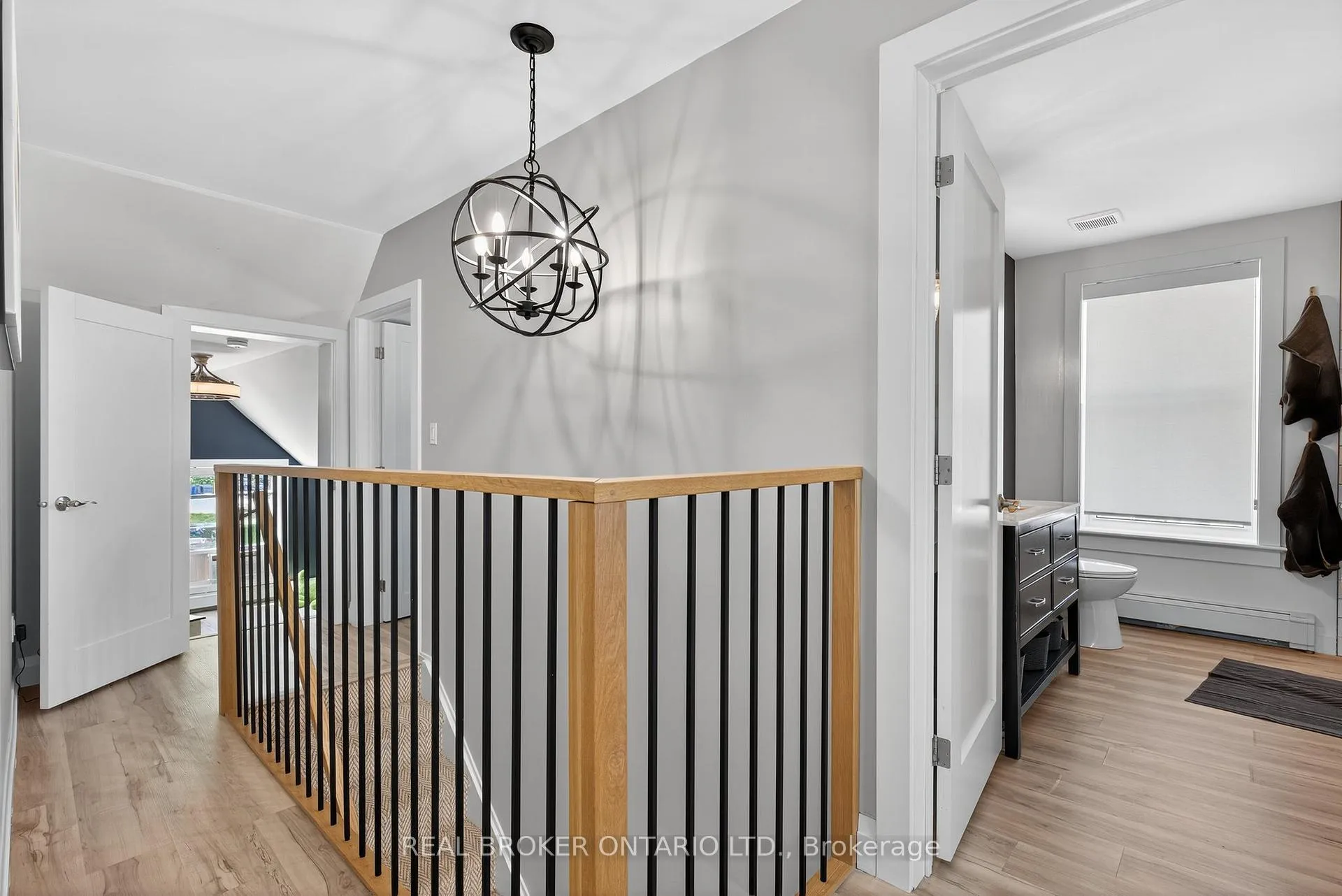 Photo 17 of 151 Atherley Road, Orillia — HOMEH