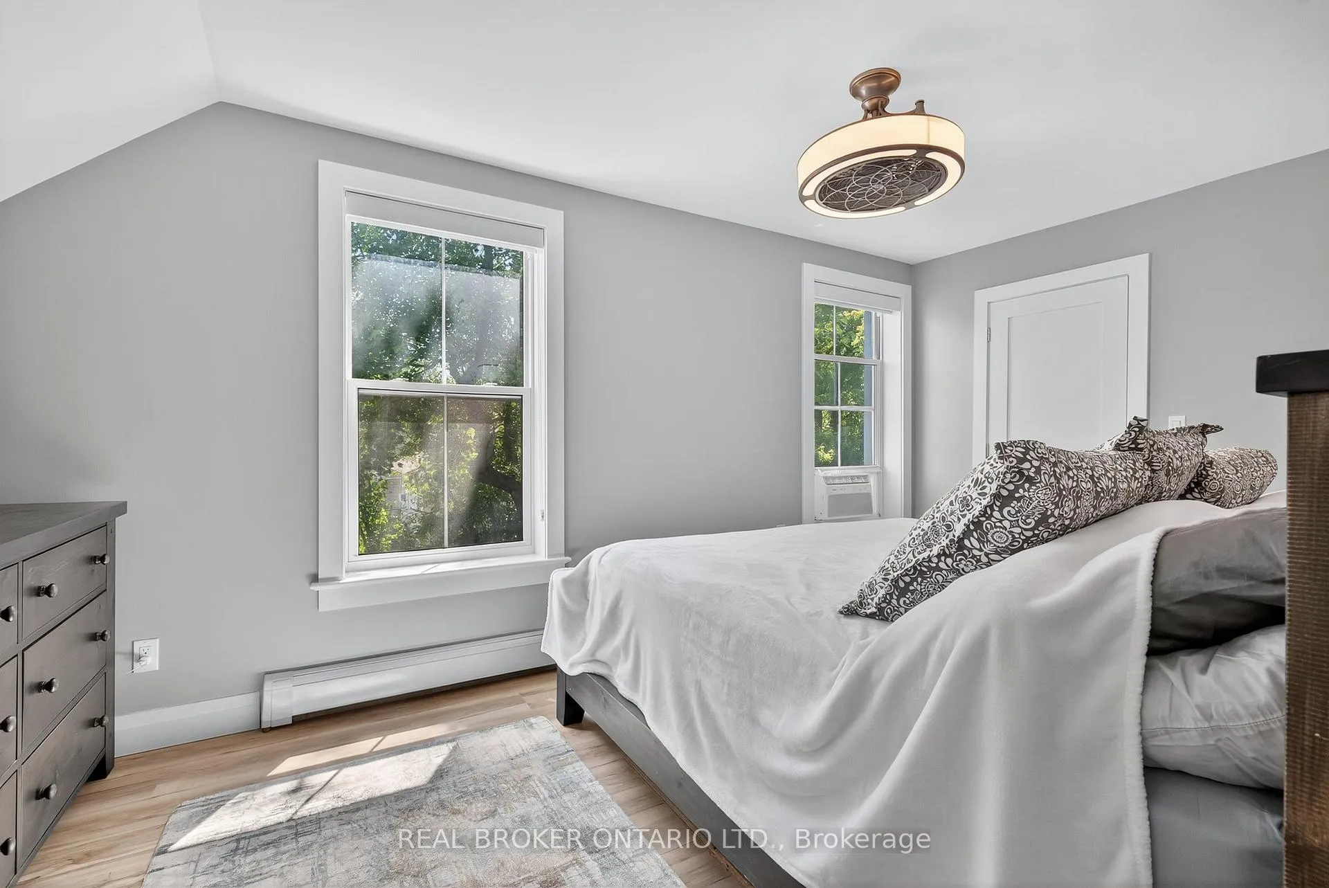 Photo 18 of 151 Atherley Road, Orillia — HOMEH