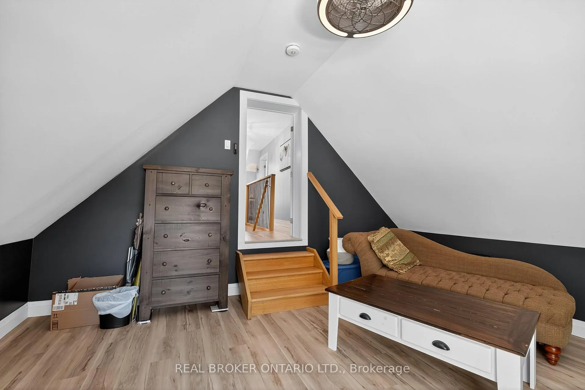 Photo 25 of 151 Atherley Road, Orillia — HOMEH