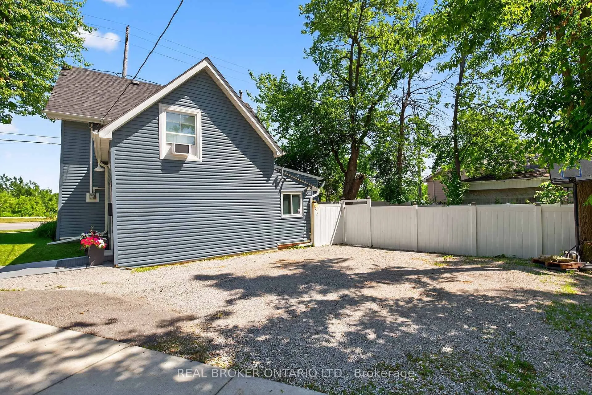 Photo 27 of 151 Atherley Road, Orillia — HOMEH