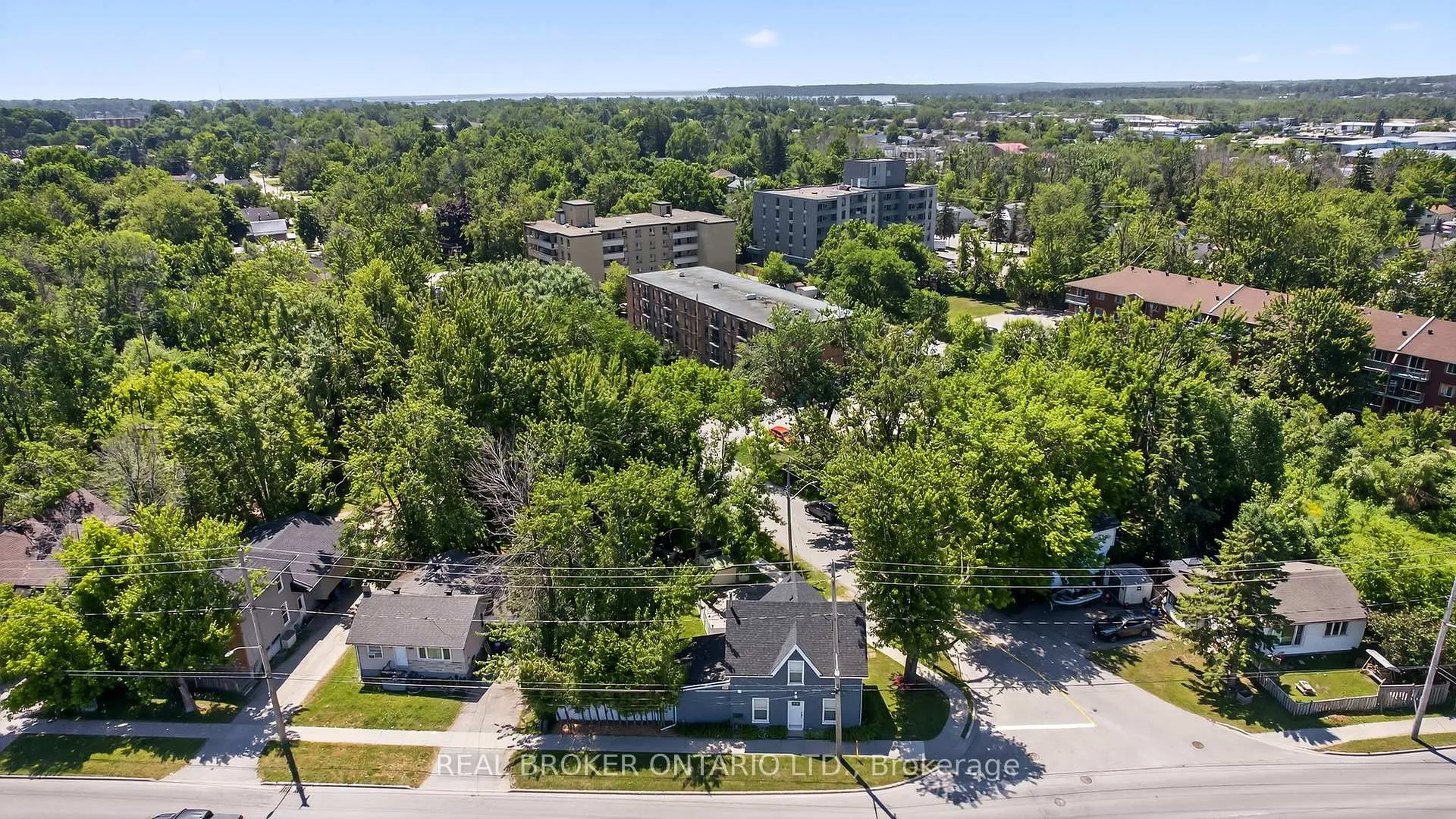 Photo 37 of 151 Atherley Road, Orillia — HOMEH